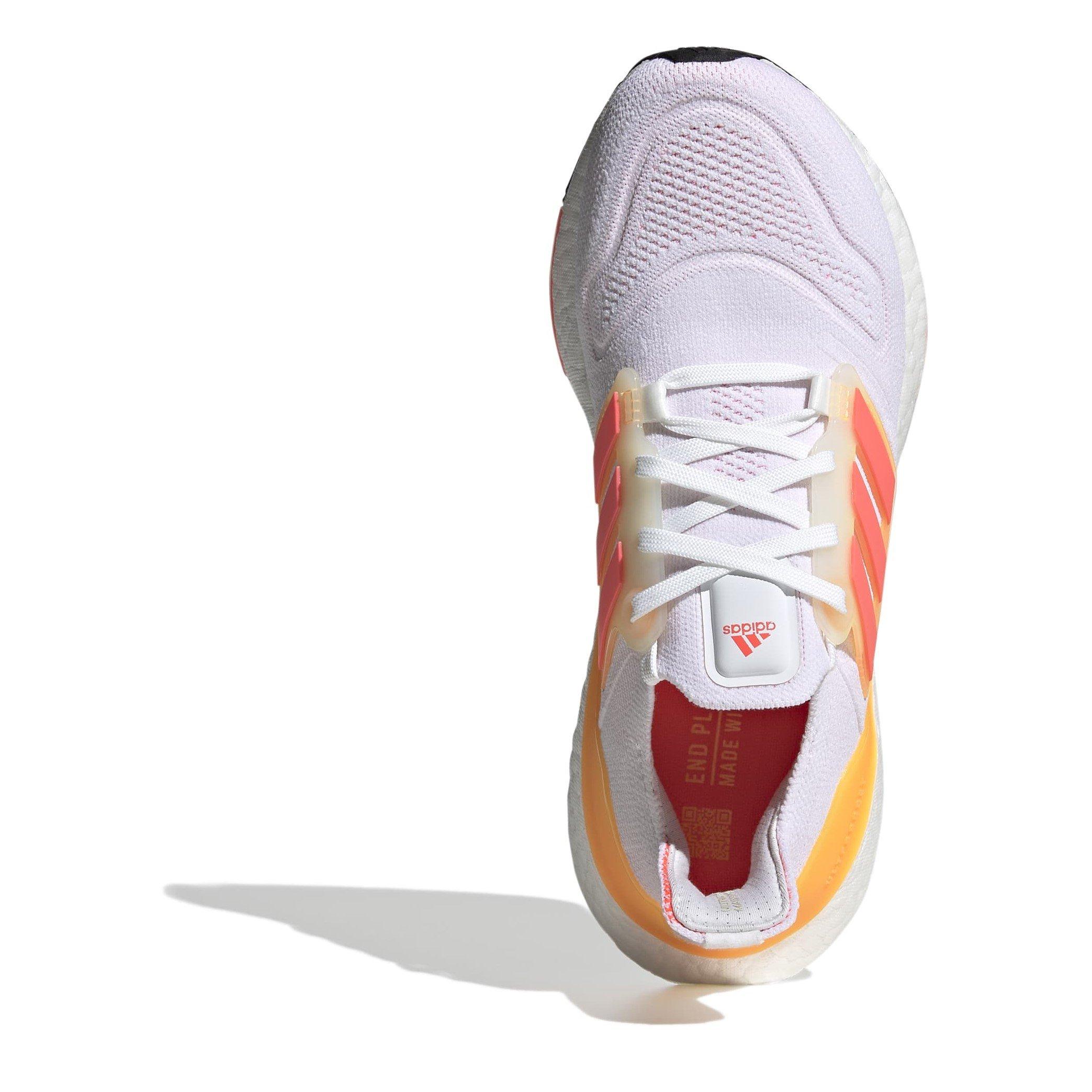 Weiß - adidas - Ultraboost 22 Running Shoes - 5