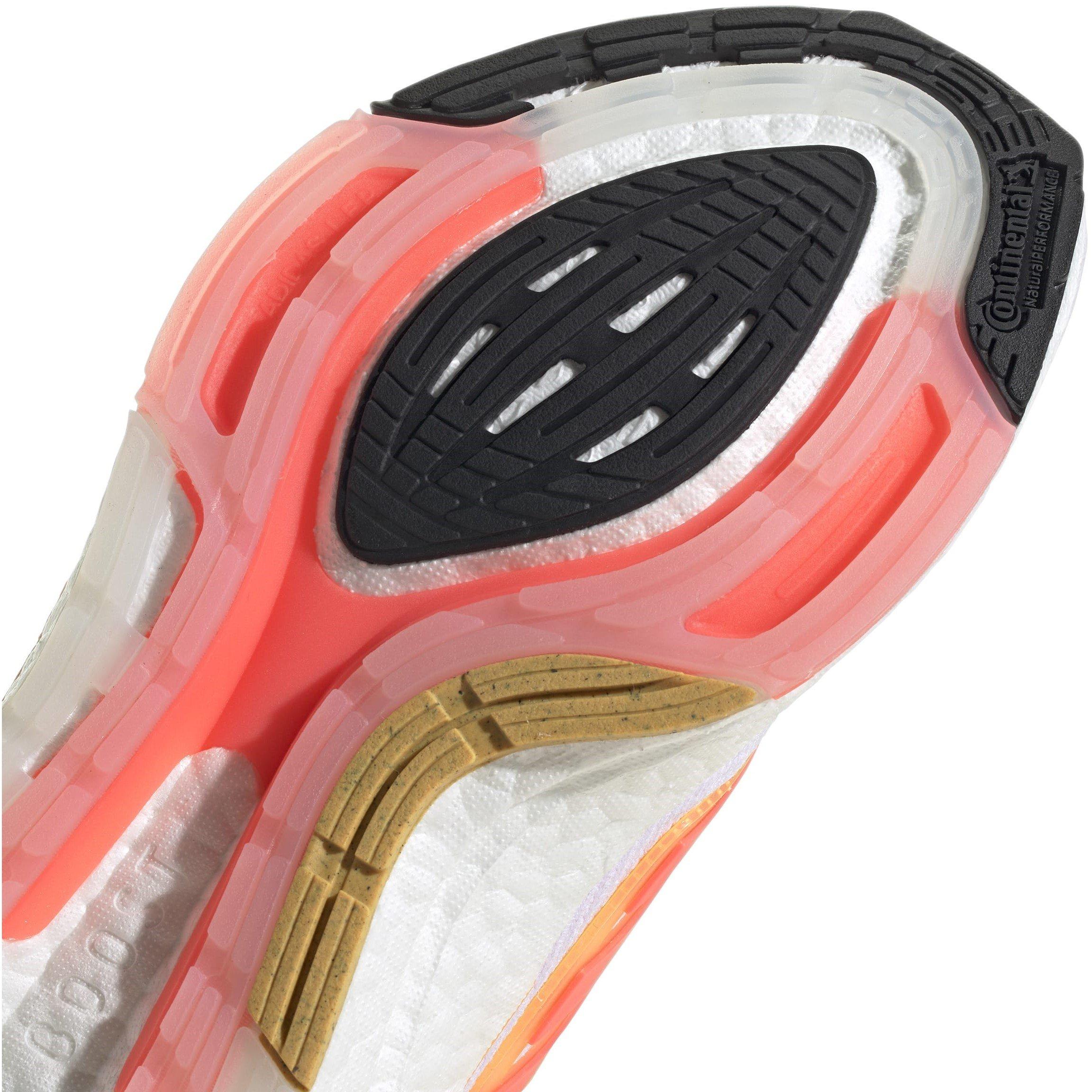 Weiß - adidas - Ultraboost 22 Running Shoes - 8