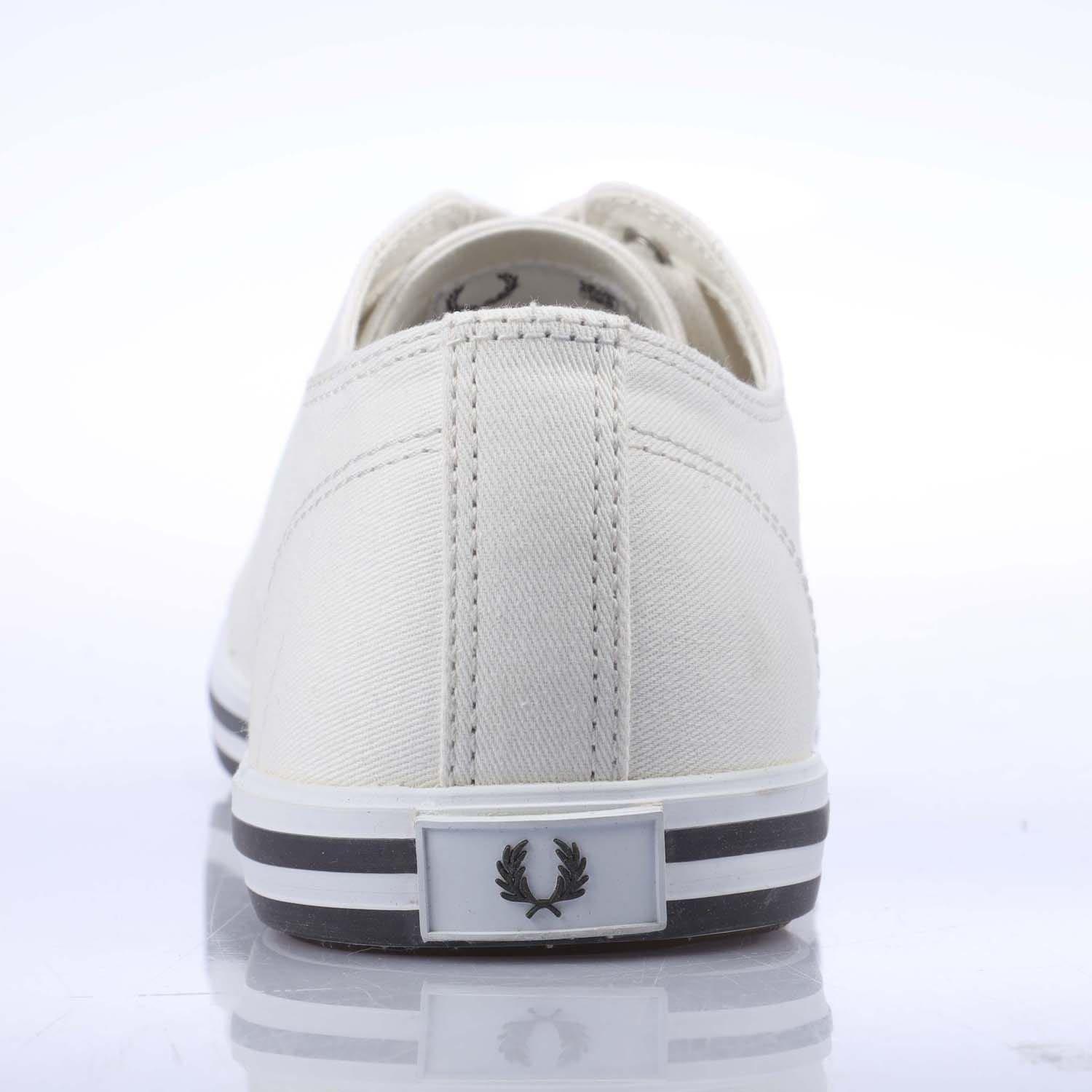 White - Fred Perry - Kingston Twill Trainers - 6