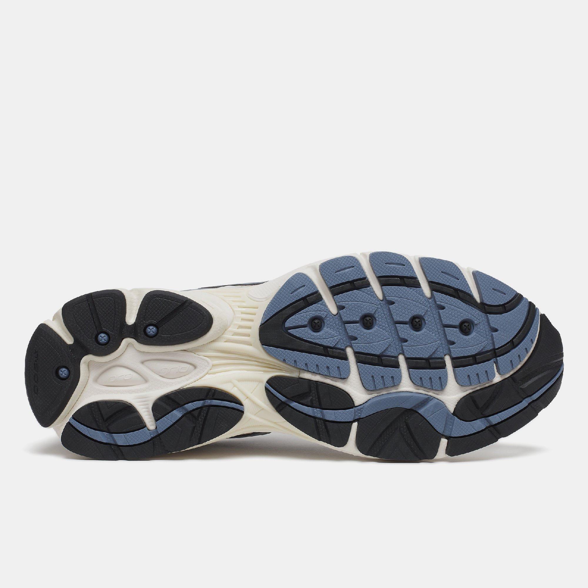 Ivory - Saucony - Progrid Omni 9 Running Shoe - 6