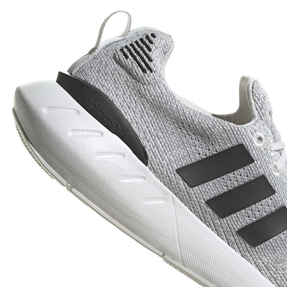 White Black - adidas Originals - Swift Run 22 Trainers - 8