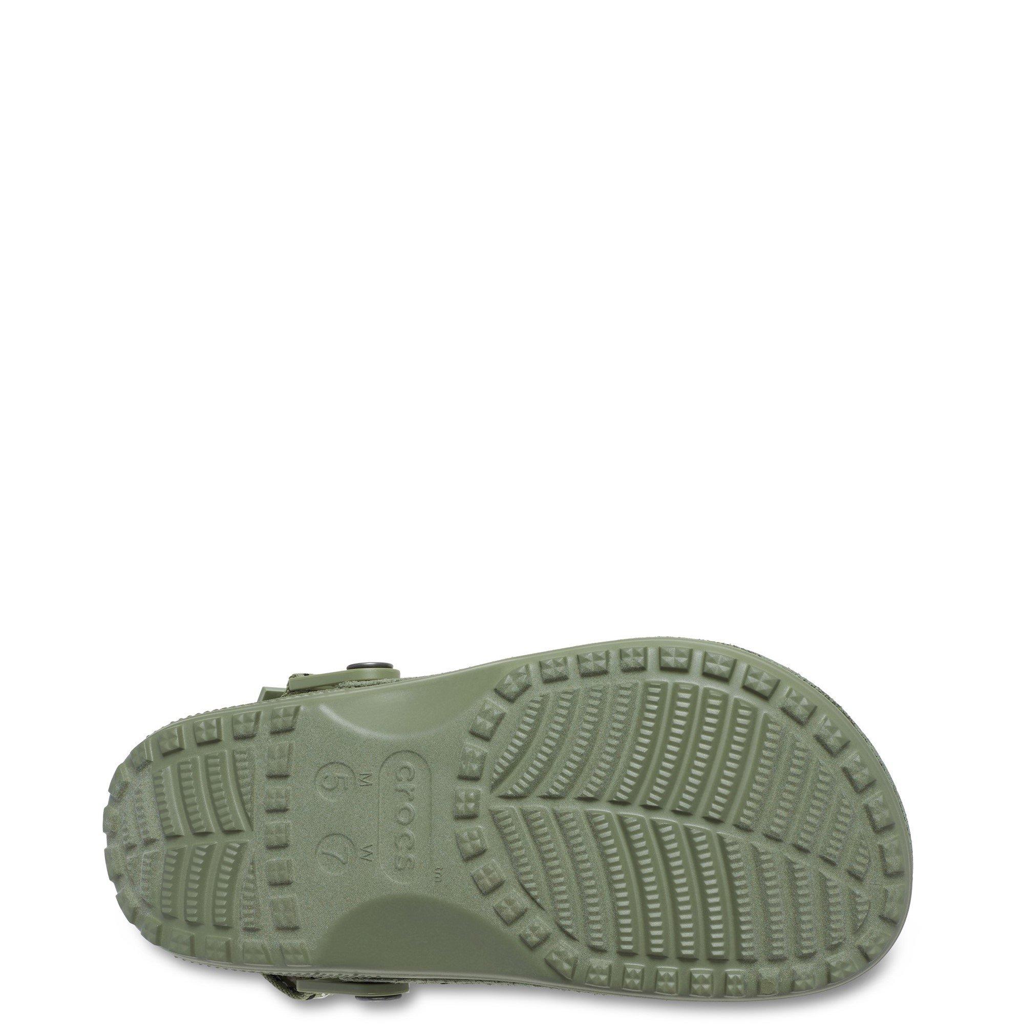 Green - Crocs - Classic Crafted Stitch Clog - 4