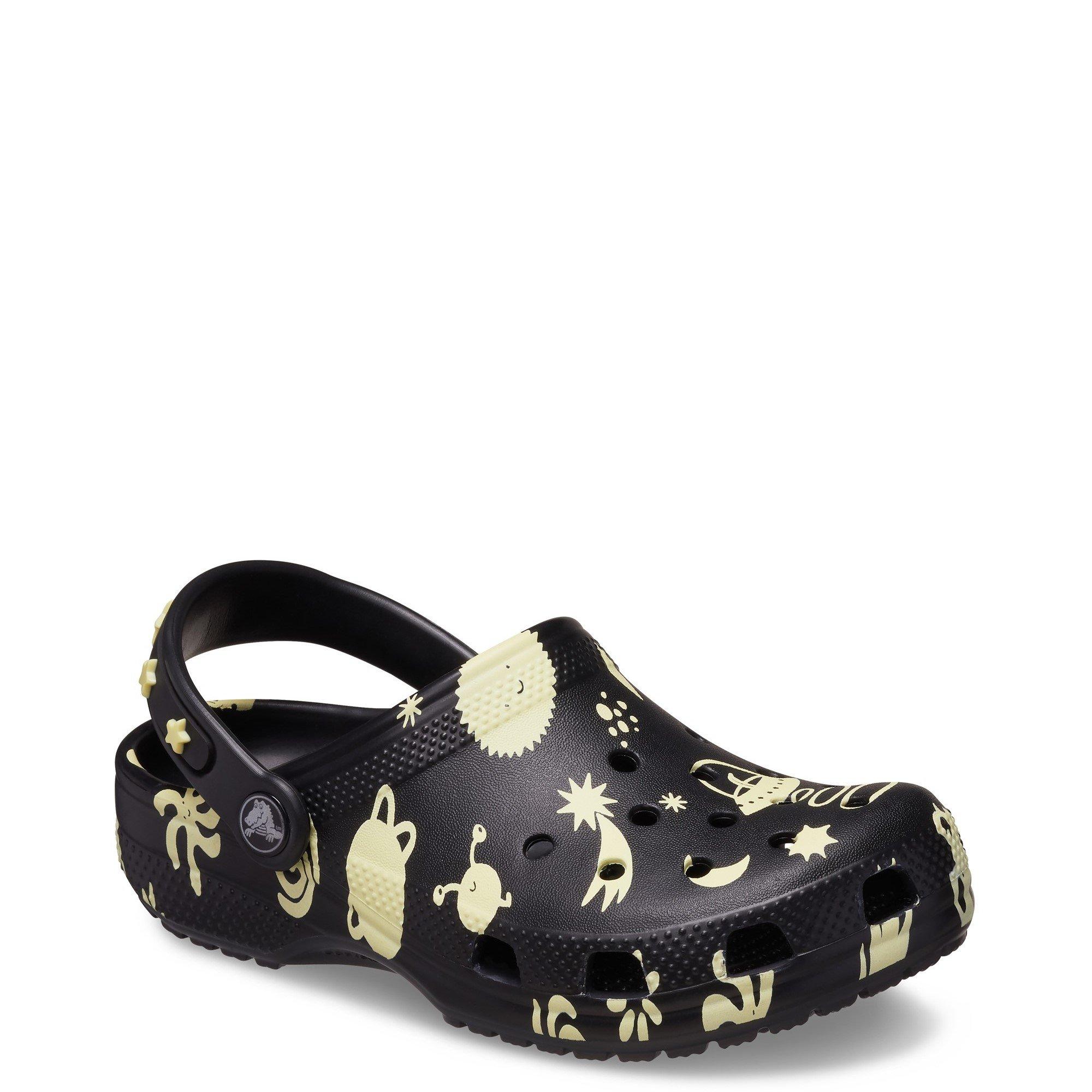 Black - Crocs - Classic Graphic Clog - 2
