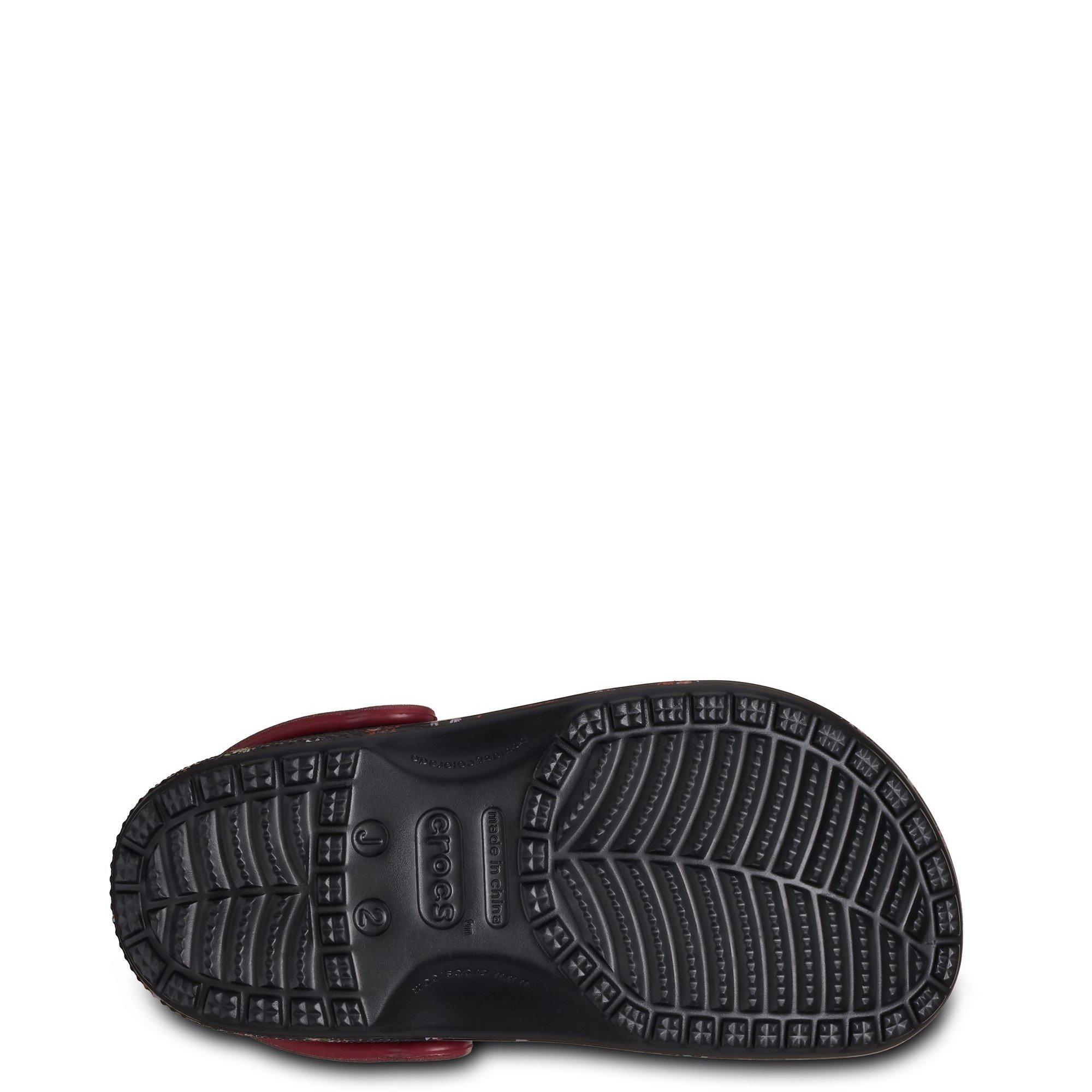 Black - Crocs - Classic Graphic Clog - 5