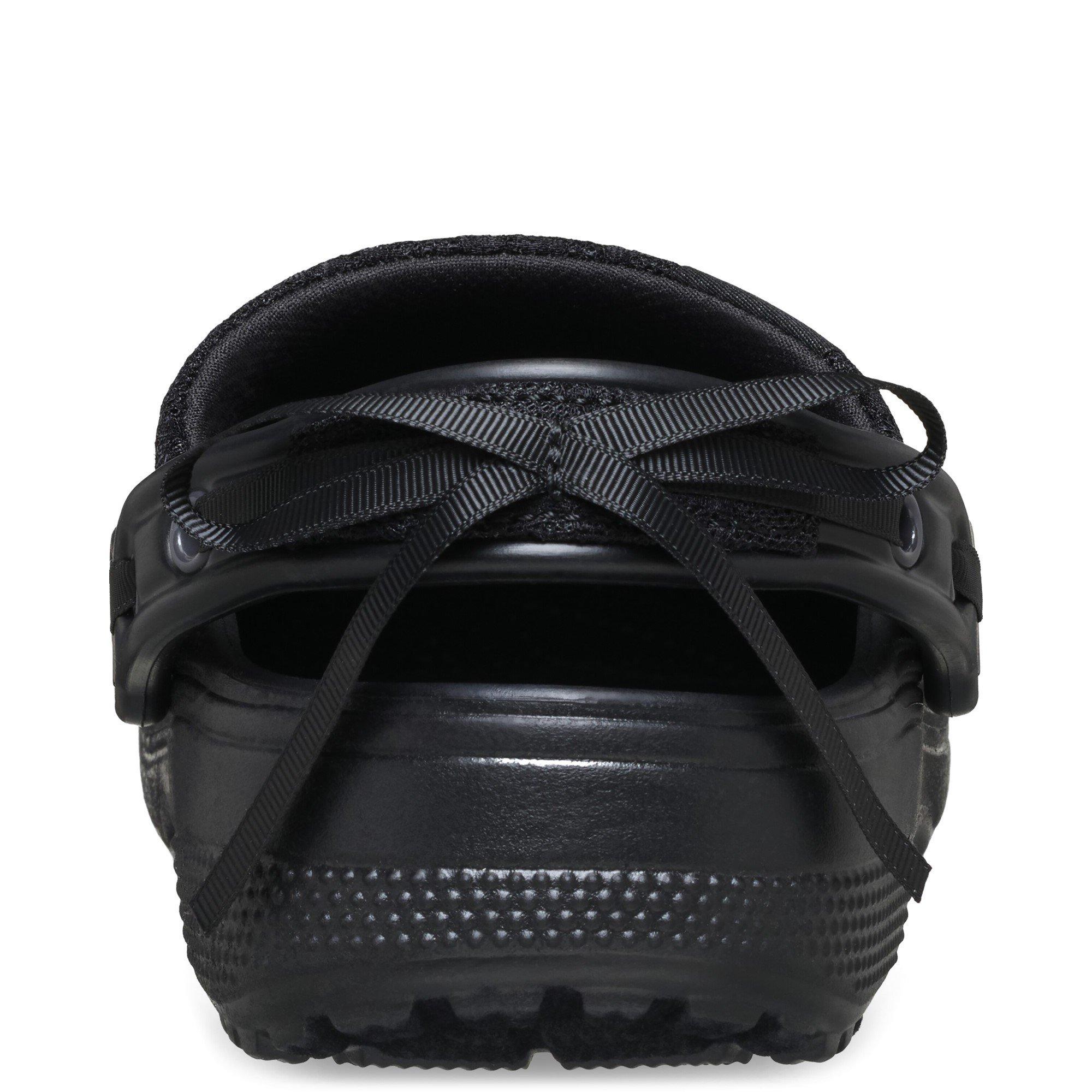 Black - Crocs - Women's Crafted Lace Clogs - 3