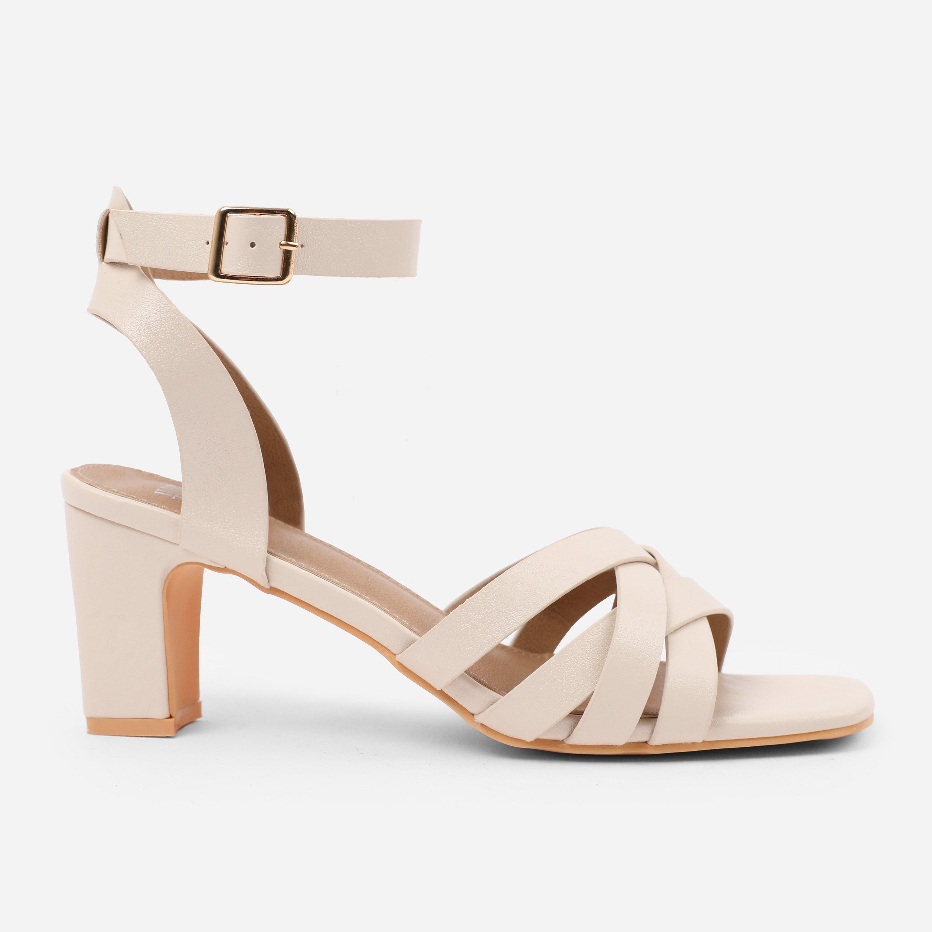 Wheres That From Women's Pu Caity Wide-Fit Triple Link-Chain Detail Sa Cream - 6