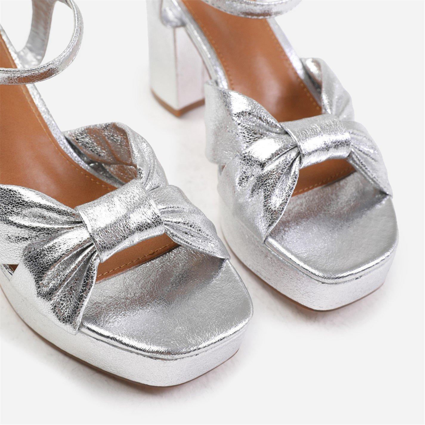 Silvercrinklepu - Wheres That From - Talia Wide Fit Mid Block Heel With Plaftorm And Bo - 4