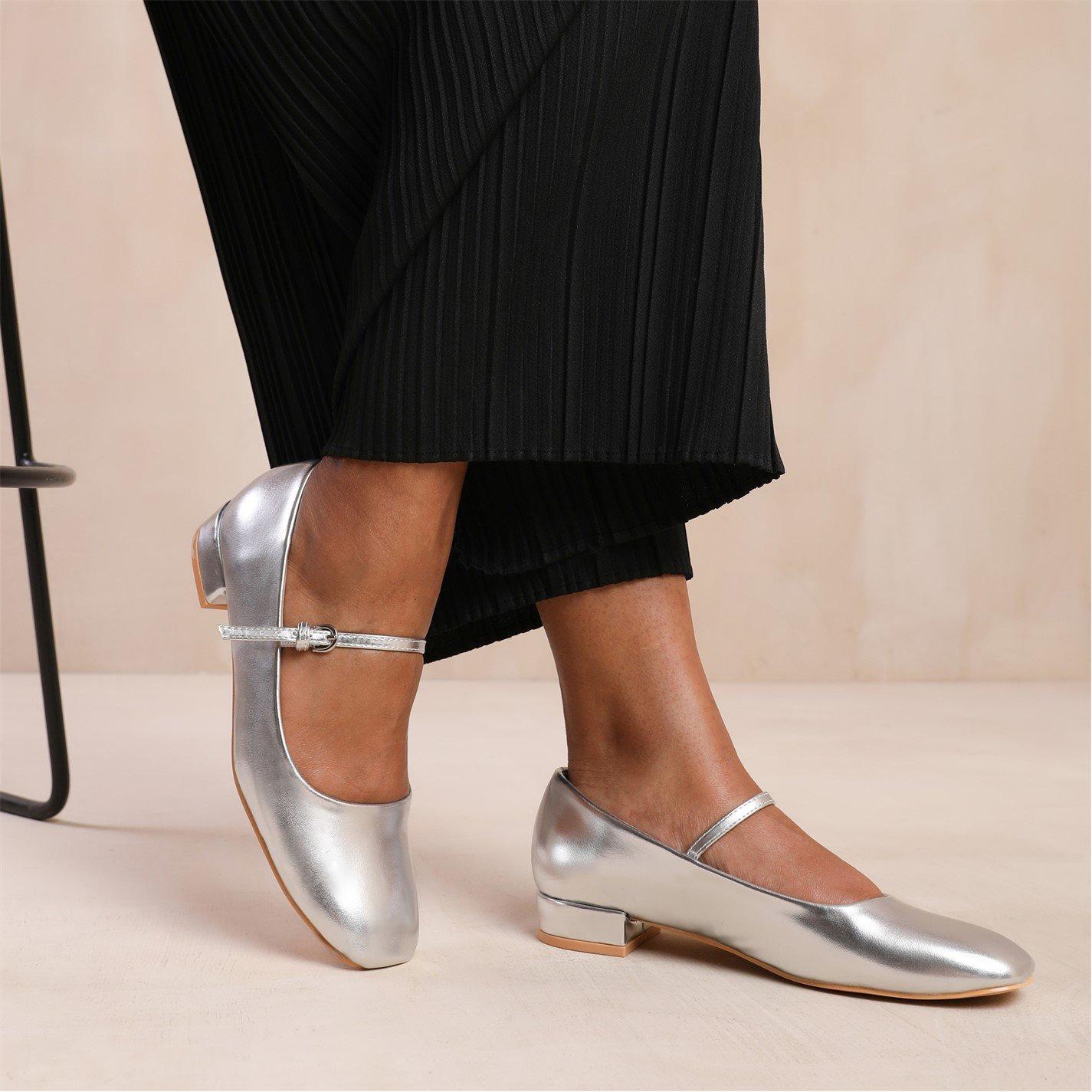 Silvermetallicp - Wheres That From - Minsk Low Heel With Strap And Buckle Detail In Sil - 2