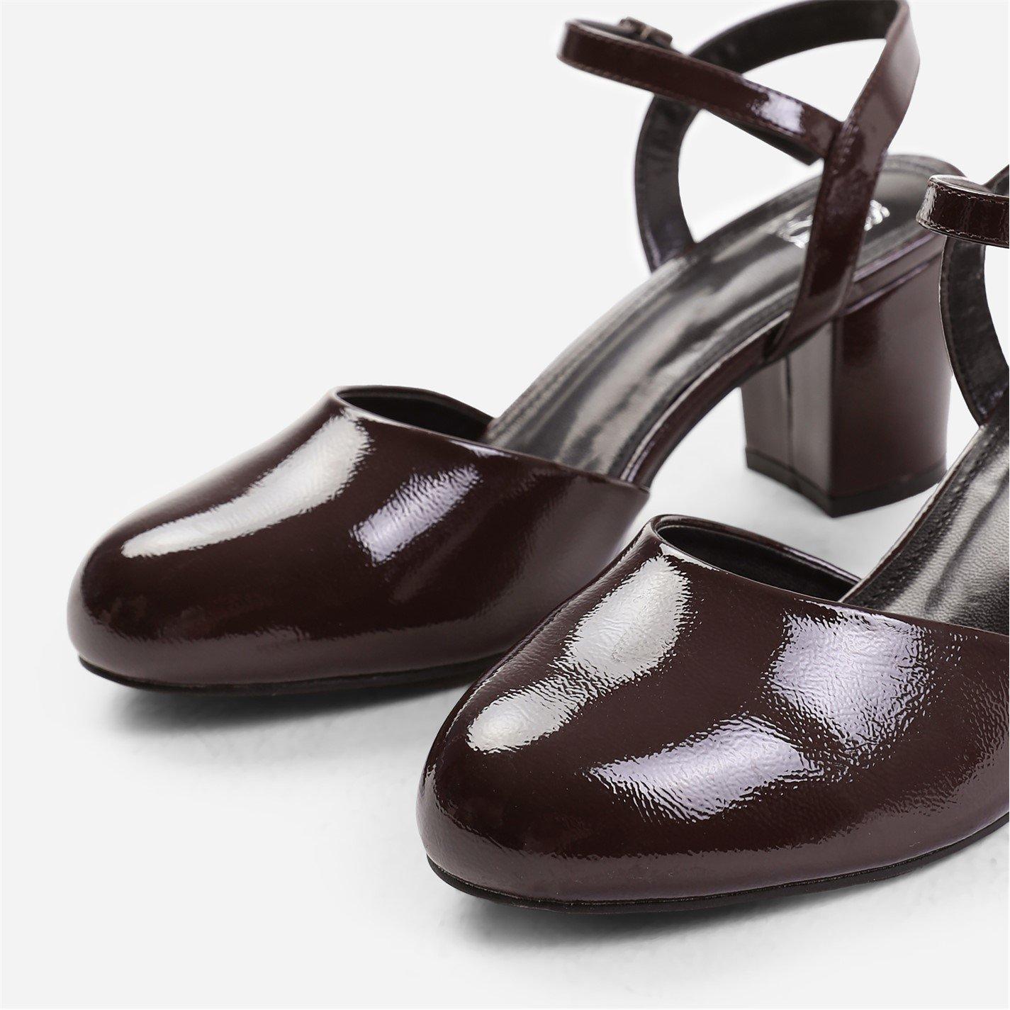 Oxbloodcrinklep - Wheres That From - Guelder Round Toe Mid Block Heel With Strap In Oxb - 4