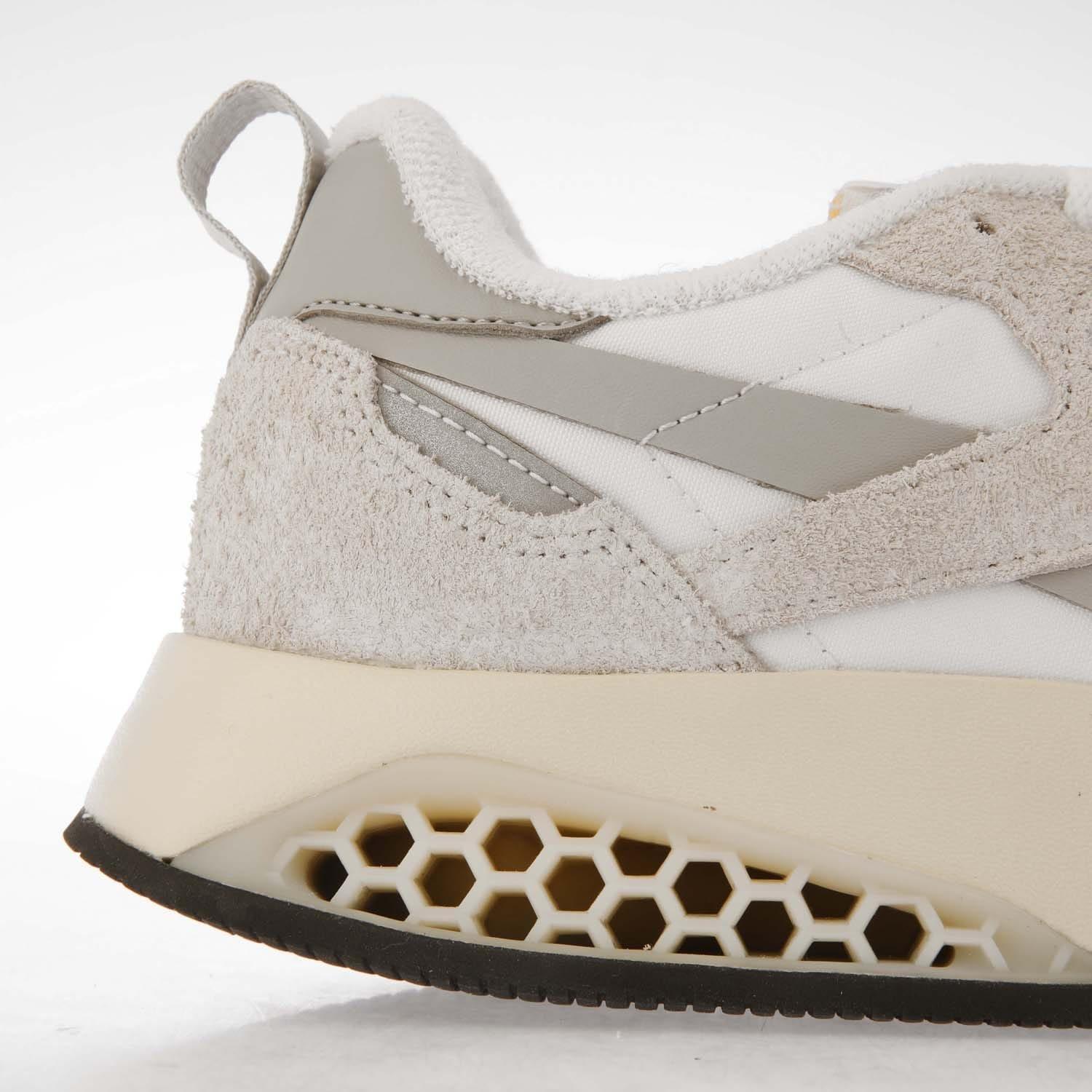 White Grey - Reebok - Classic Leather Hexalite Trainers - 5