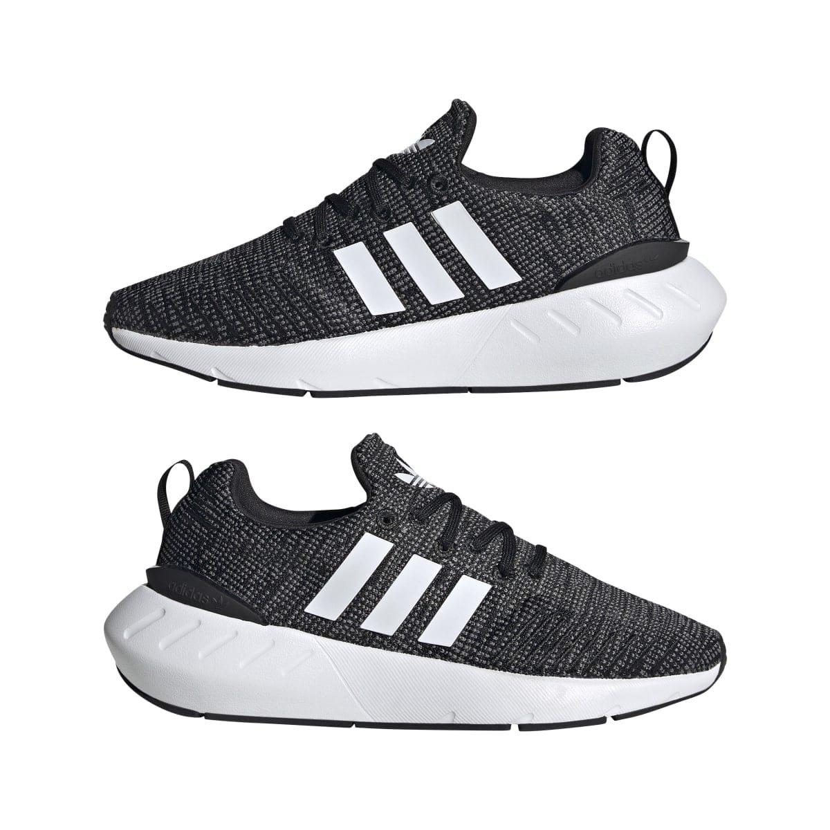 Black-White - adidas Originals - Swift Run 22 Trainers - 10