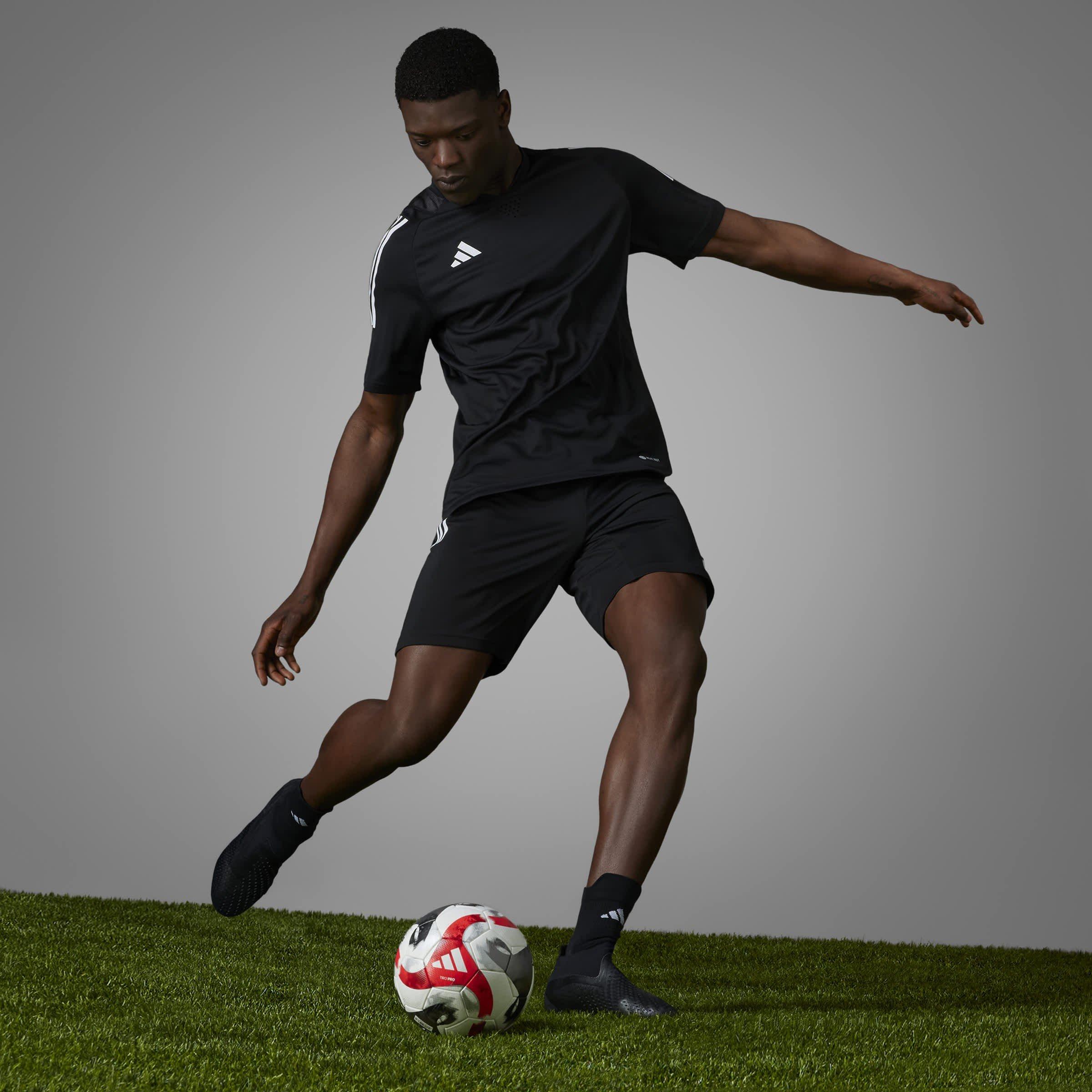 Crno-bijelo - adidas - Predator Accuracy+ Firm Ground Football Boots - 14