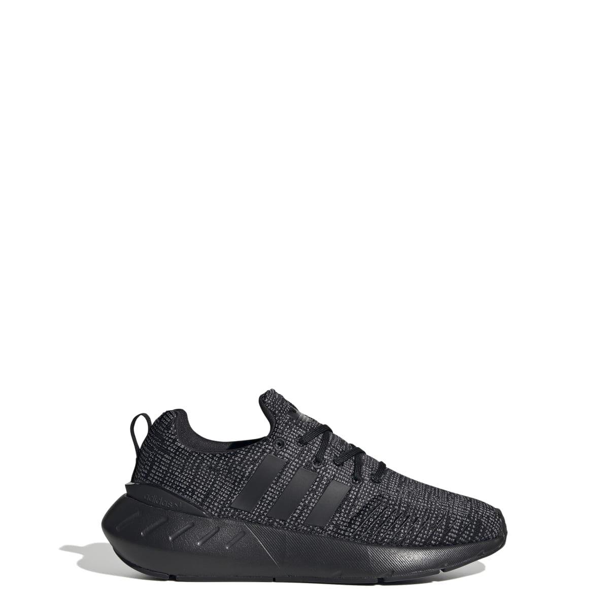 Black Grey - adidas Originals - Swift Run 22 Trainers - 2
