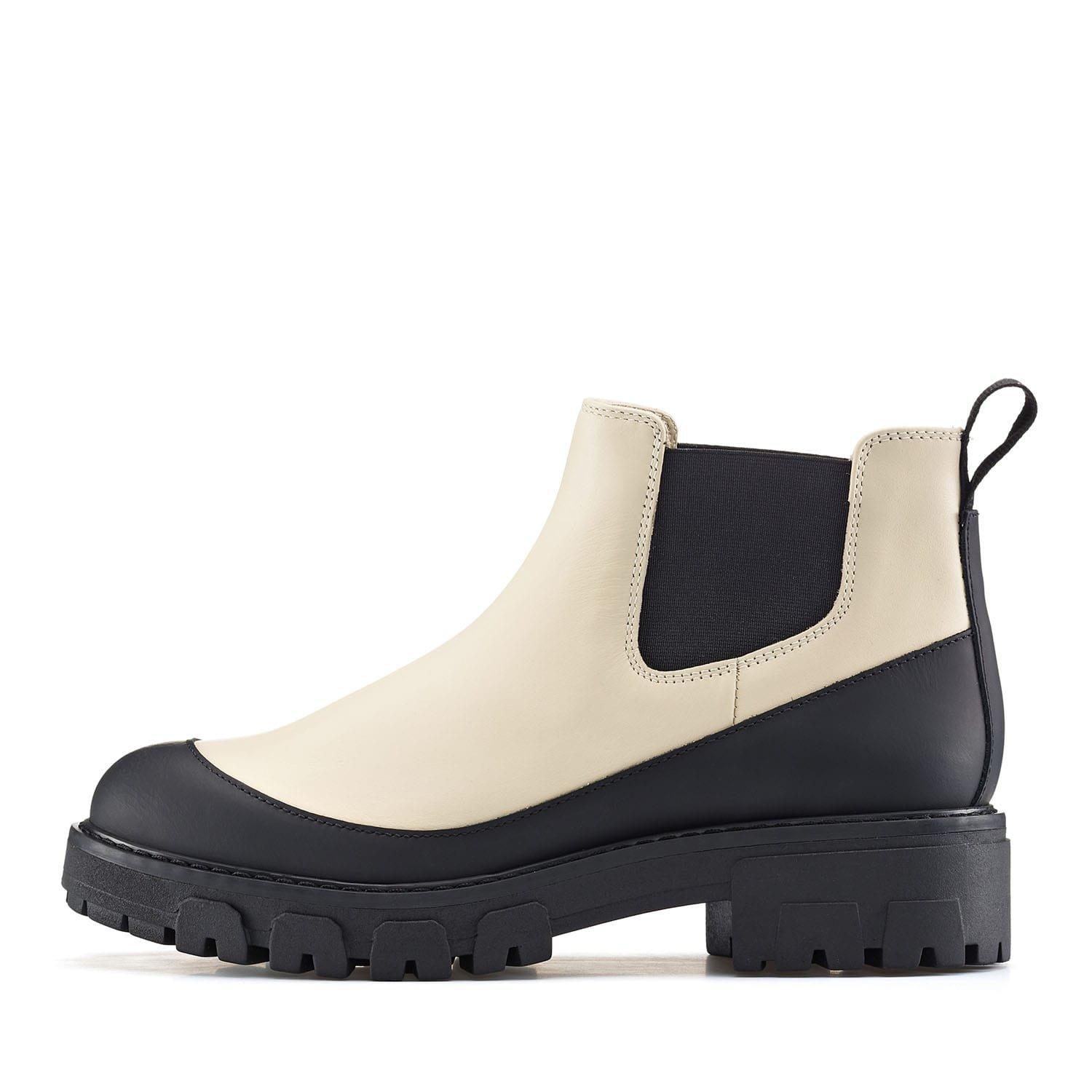 White - Hugo - Axel Boots - 3