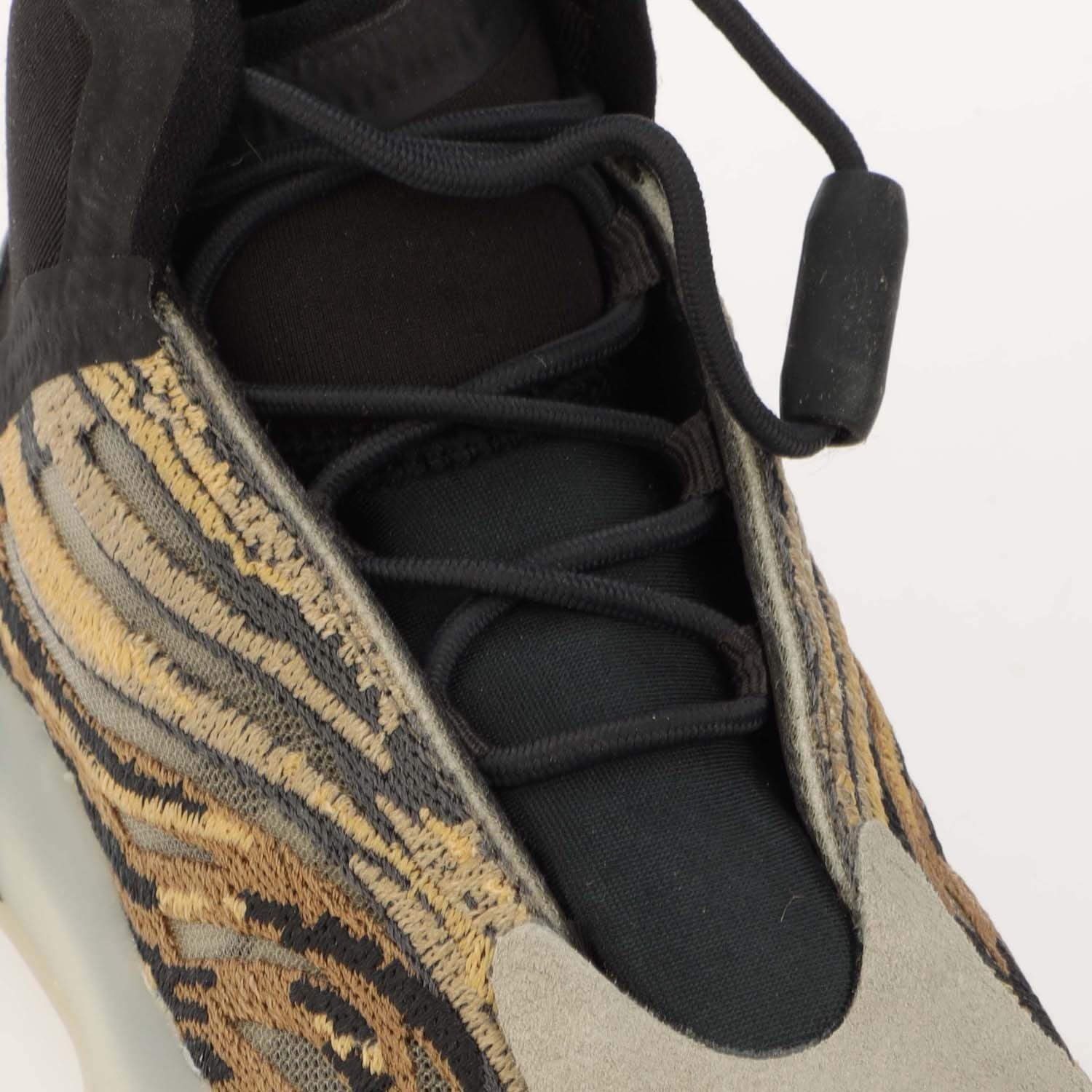 Brown - Yeezy - Quantum Trainers - 5