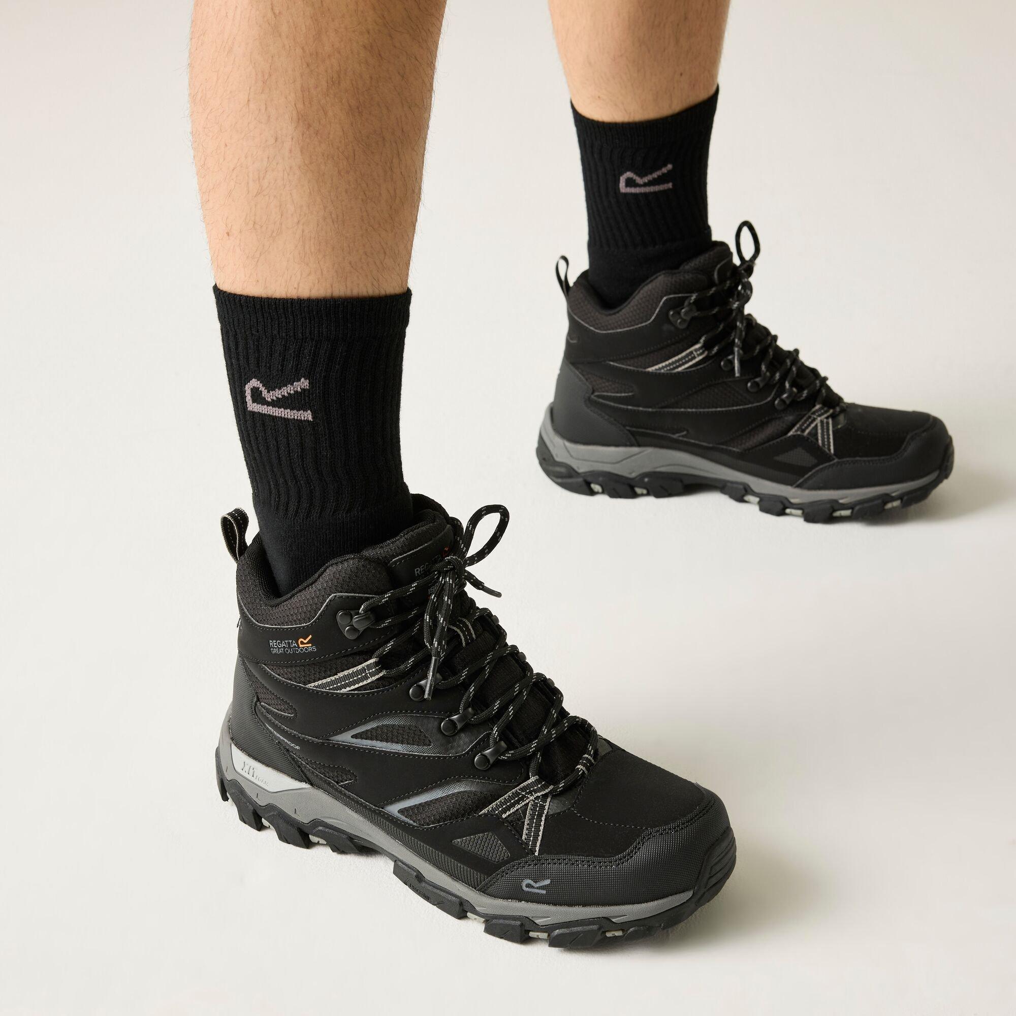 Black/Granite¿ - Regatta - Holcombe III Boot - 2