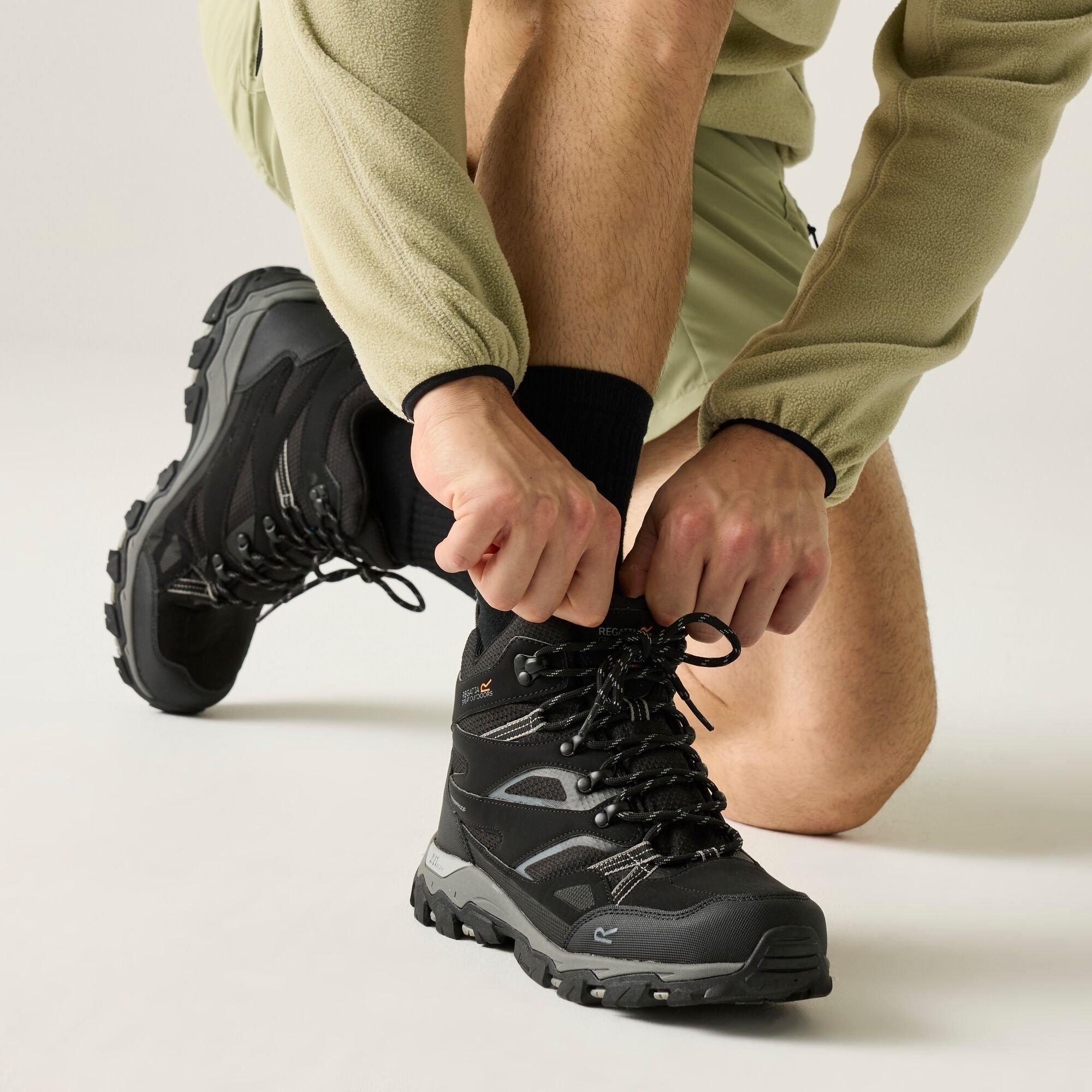 Black/Granite¿ - Regatta - Holcombe III Boot - 4