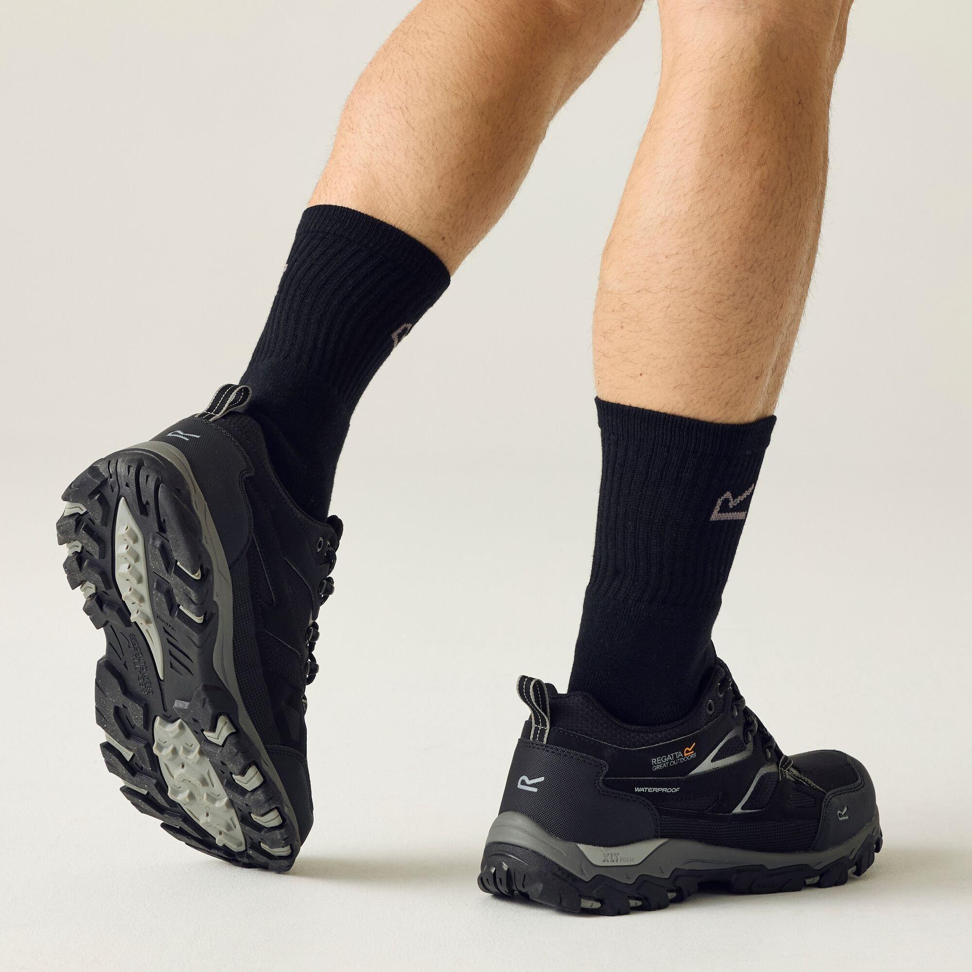 Black/Granite - Regatta - Holcombe 3 Low - 3