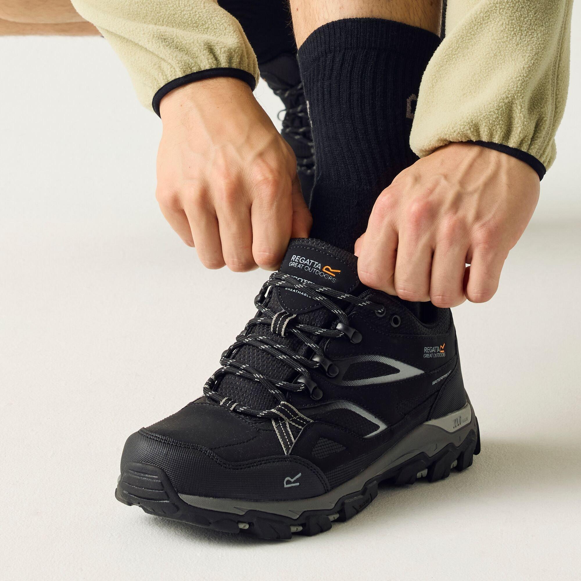 Black/Granite - Regatta - Holcombe 3 Low - 4