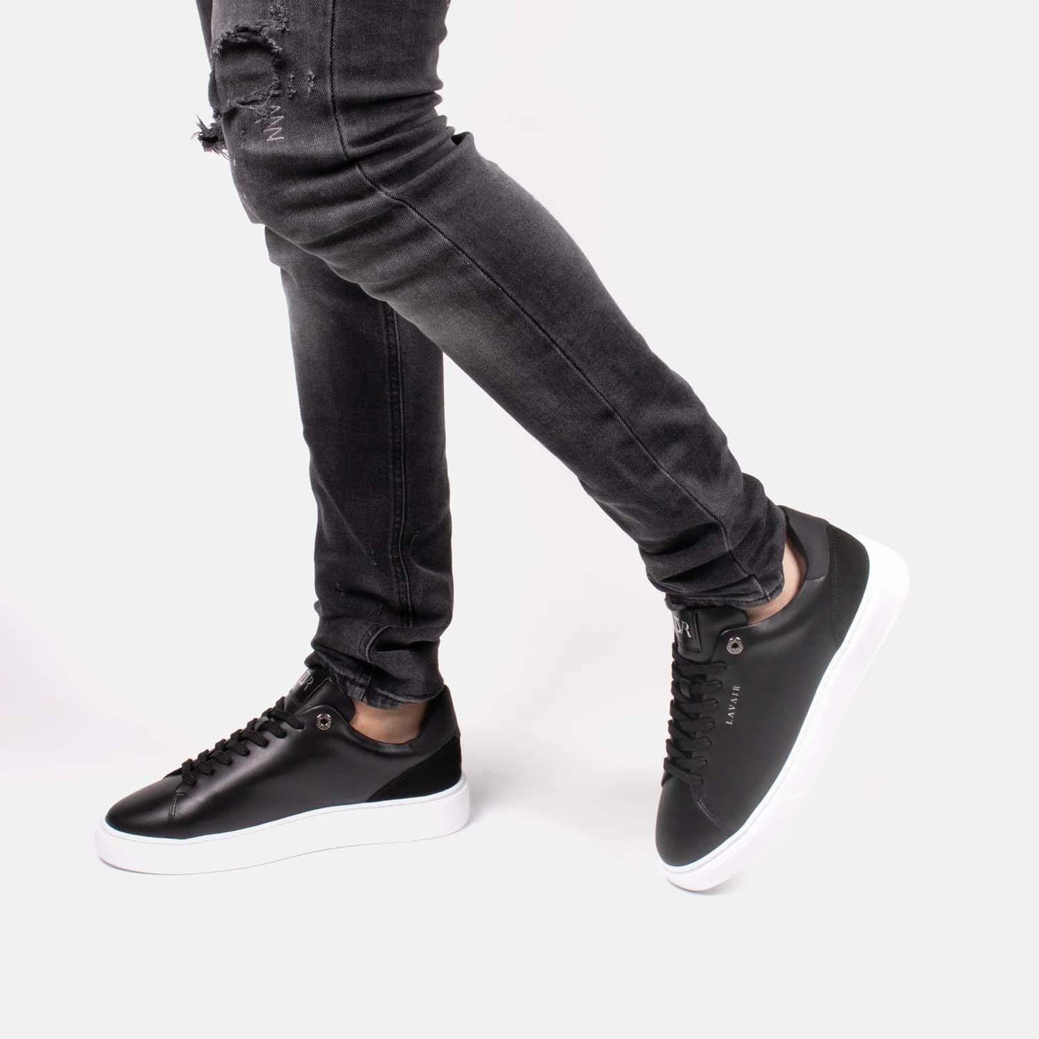 White Black - Lavair - Solus 2.0 Trainers - 2