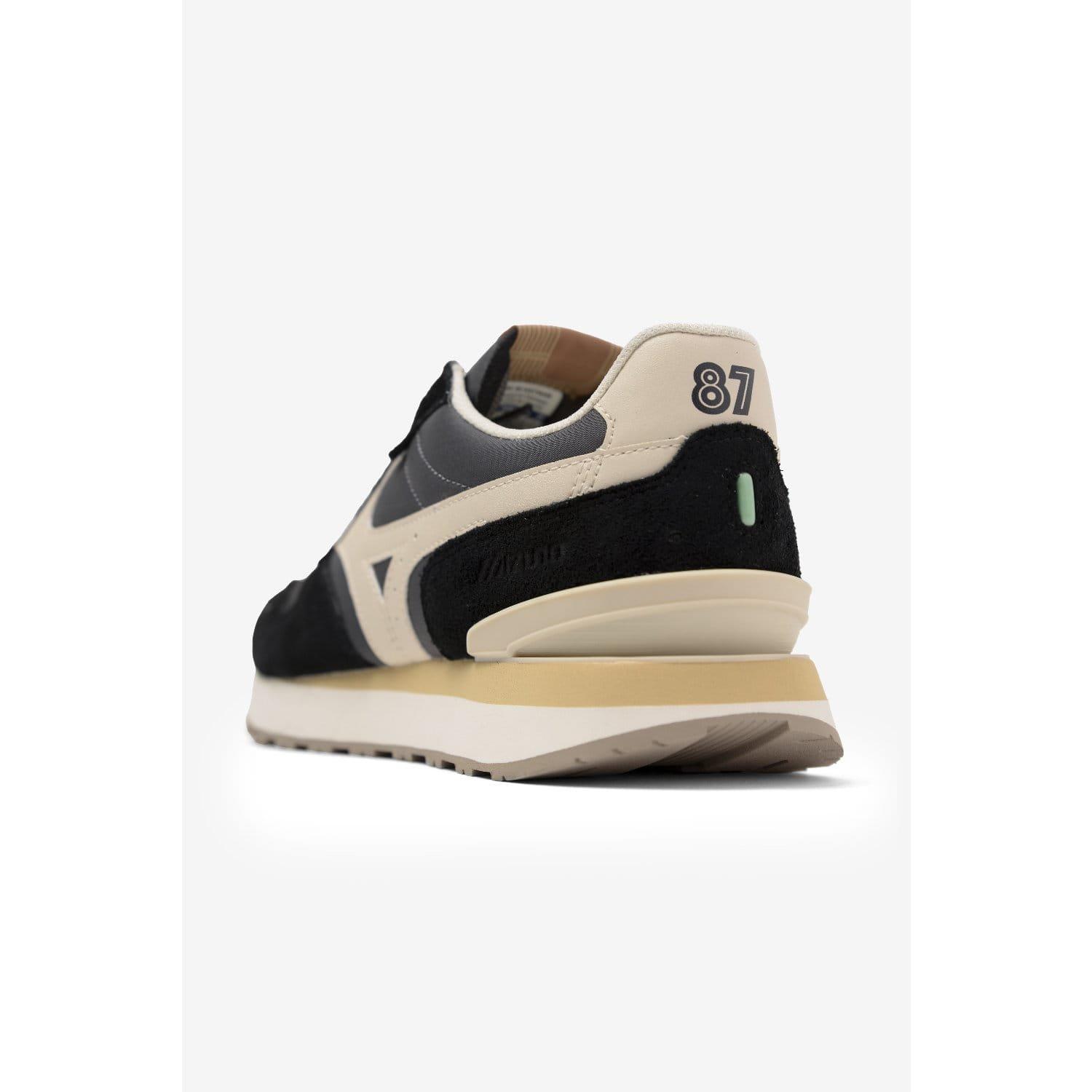 Black - Mizuno - RB87 Trainers - 3