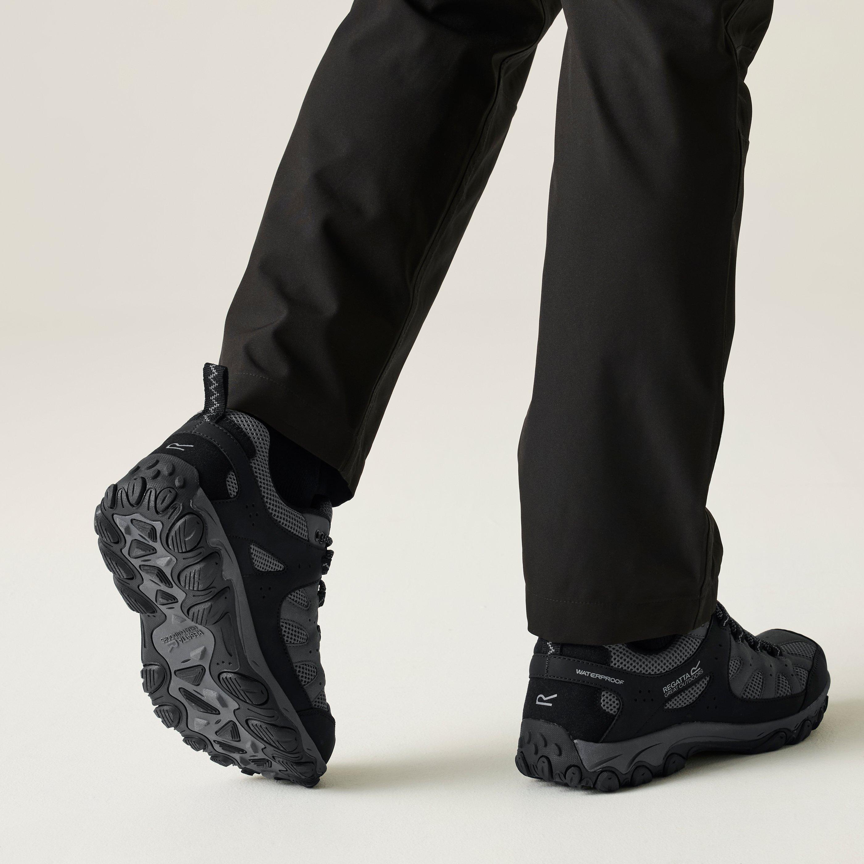 Grnt/Dksteel - Regatta - Mens Edgepoint IV Low Waterproof Walking Shoes - 3