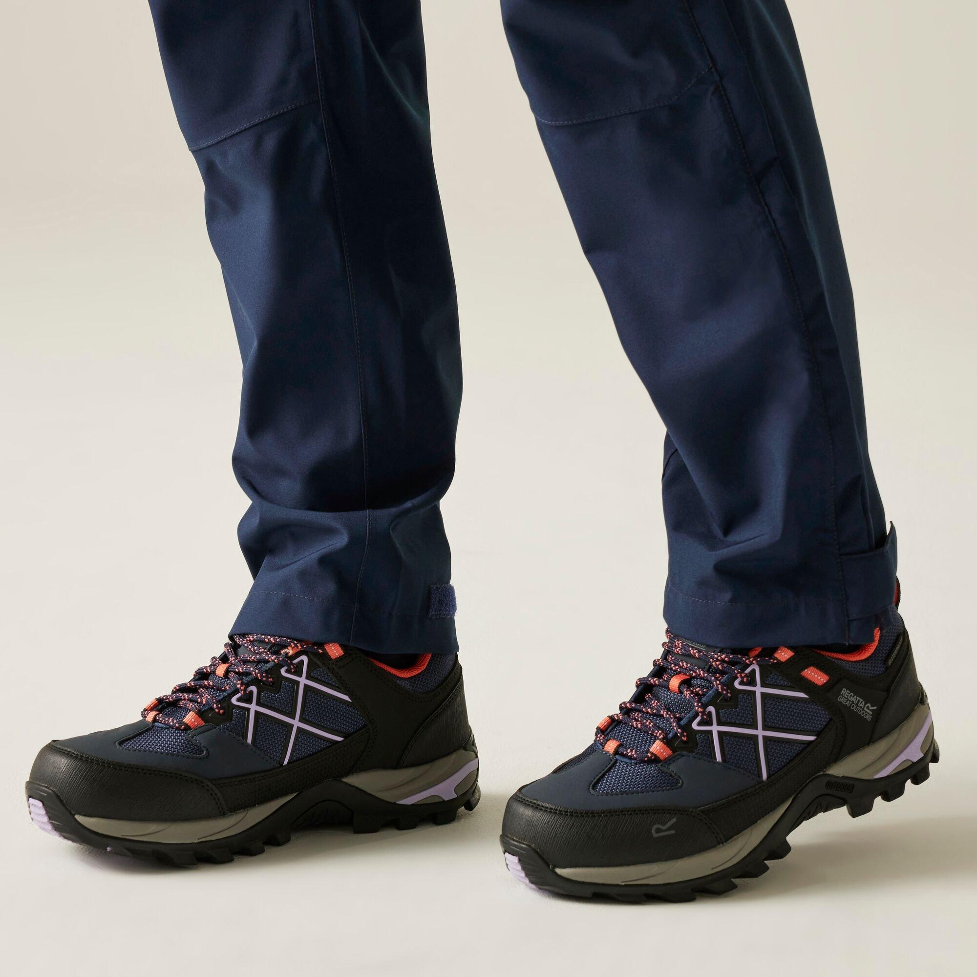 Regatta Women's Mid Navy 'Lady Samaris Iii' Waterproof Low Walking Shoes In | Size: 7 - Image 6