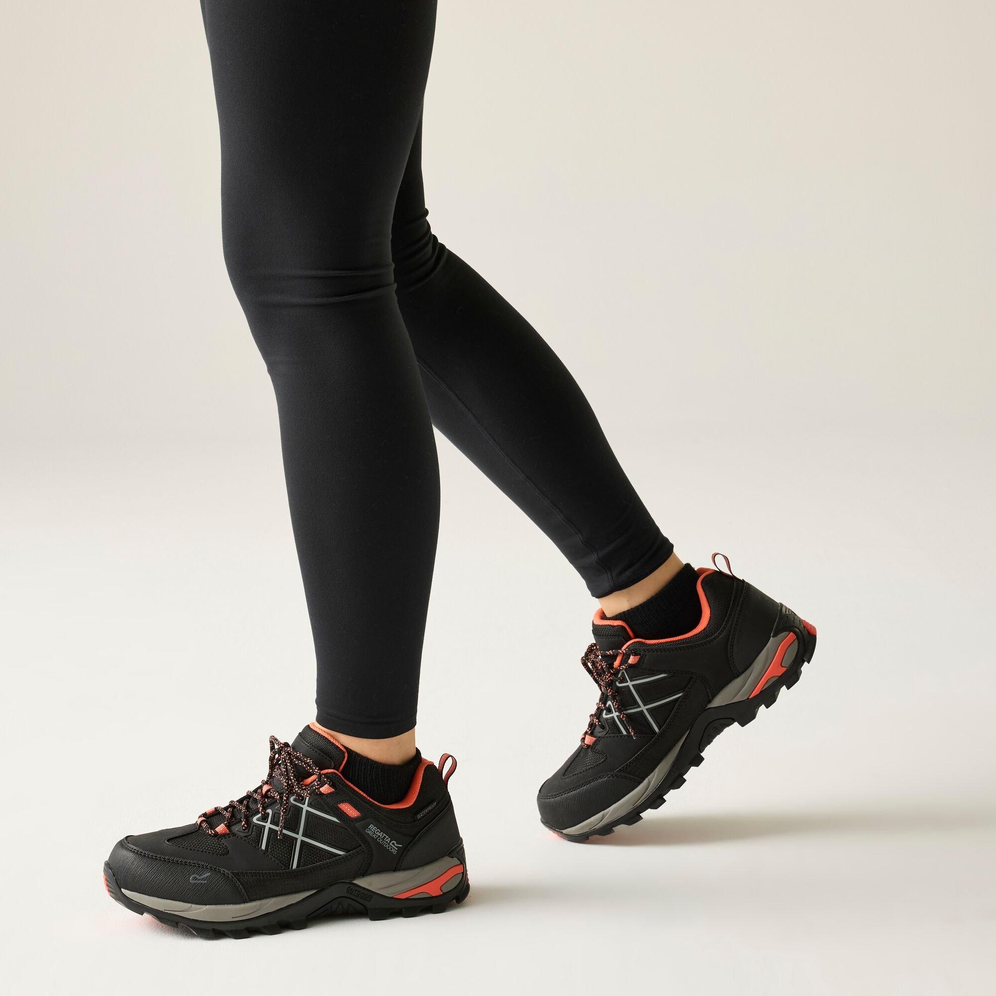 Black Satsuma - Regatta - Womens Samaris III Low - 2