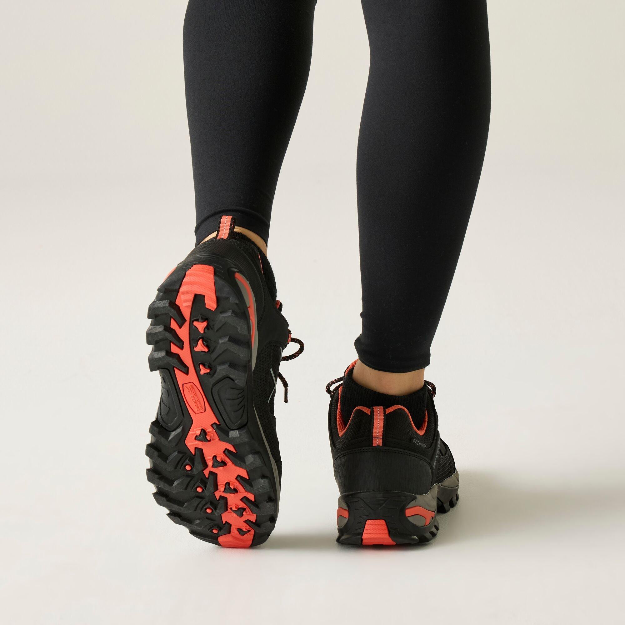 Black Satsuma - Regatta - Womens Samaris III Low - 4