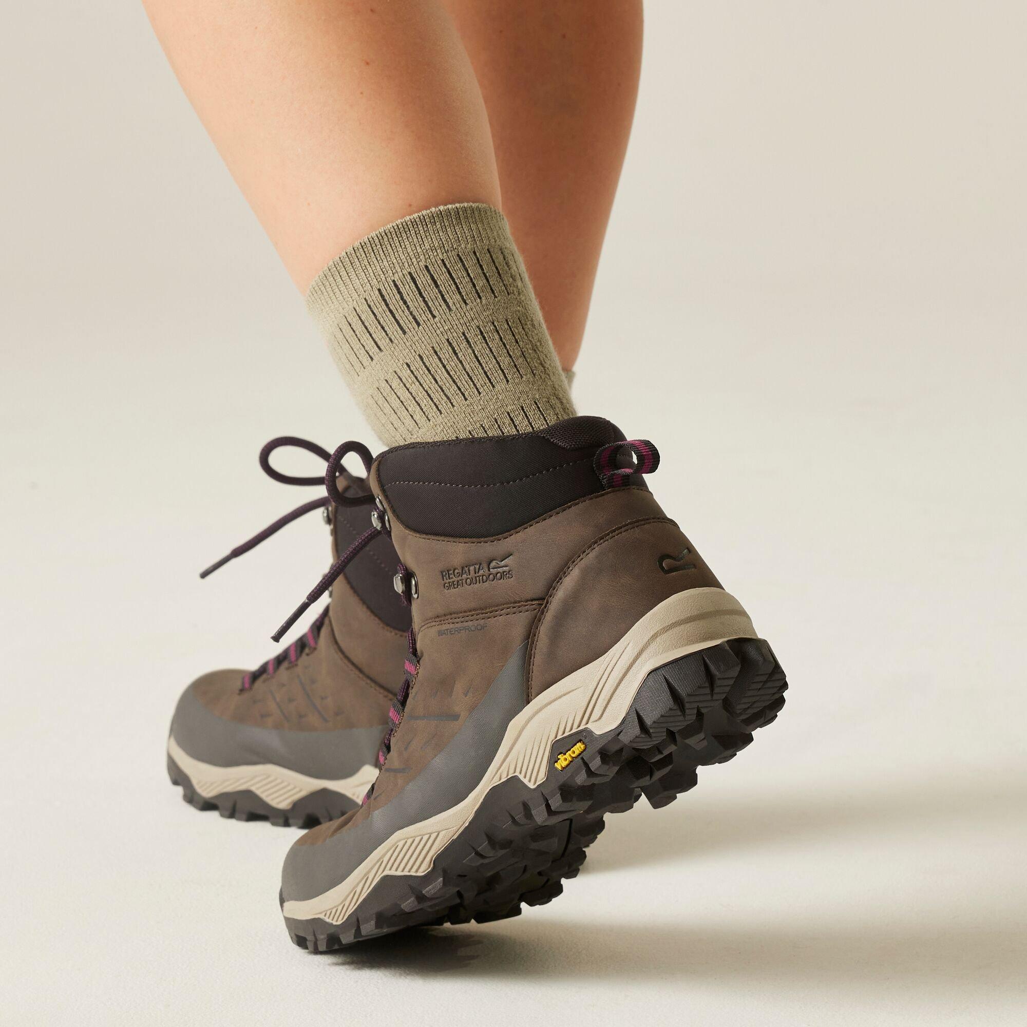 Brown - Regatta - Womens Blake Waterproof Boots - 2