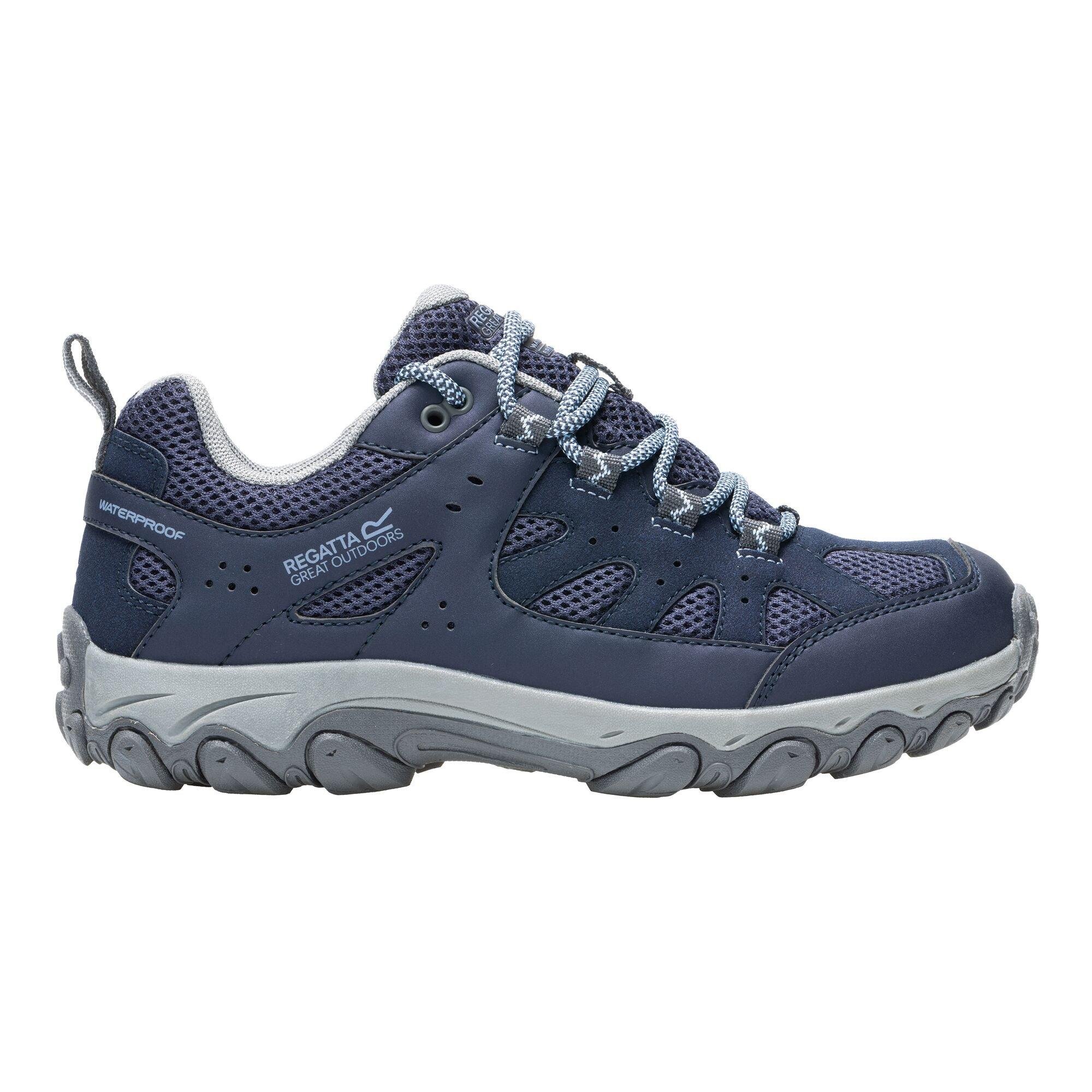 Regatta Women's Edgepoint Breathable Waterproof Low Walking Shoes in Navy | Size: 6.5 - Image 4