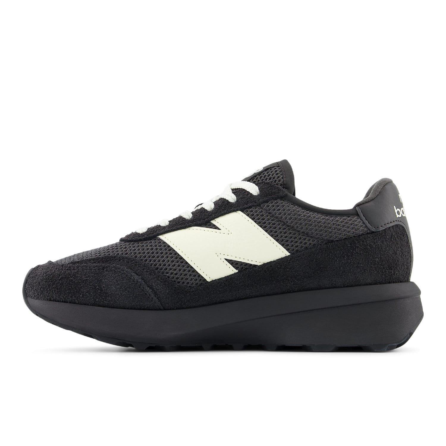 Black-White - New Balance - 370 Trainers - 3