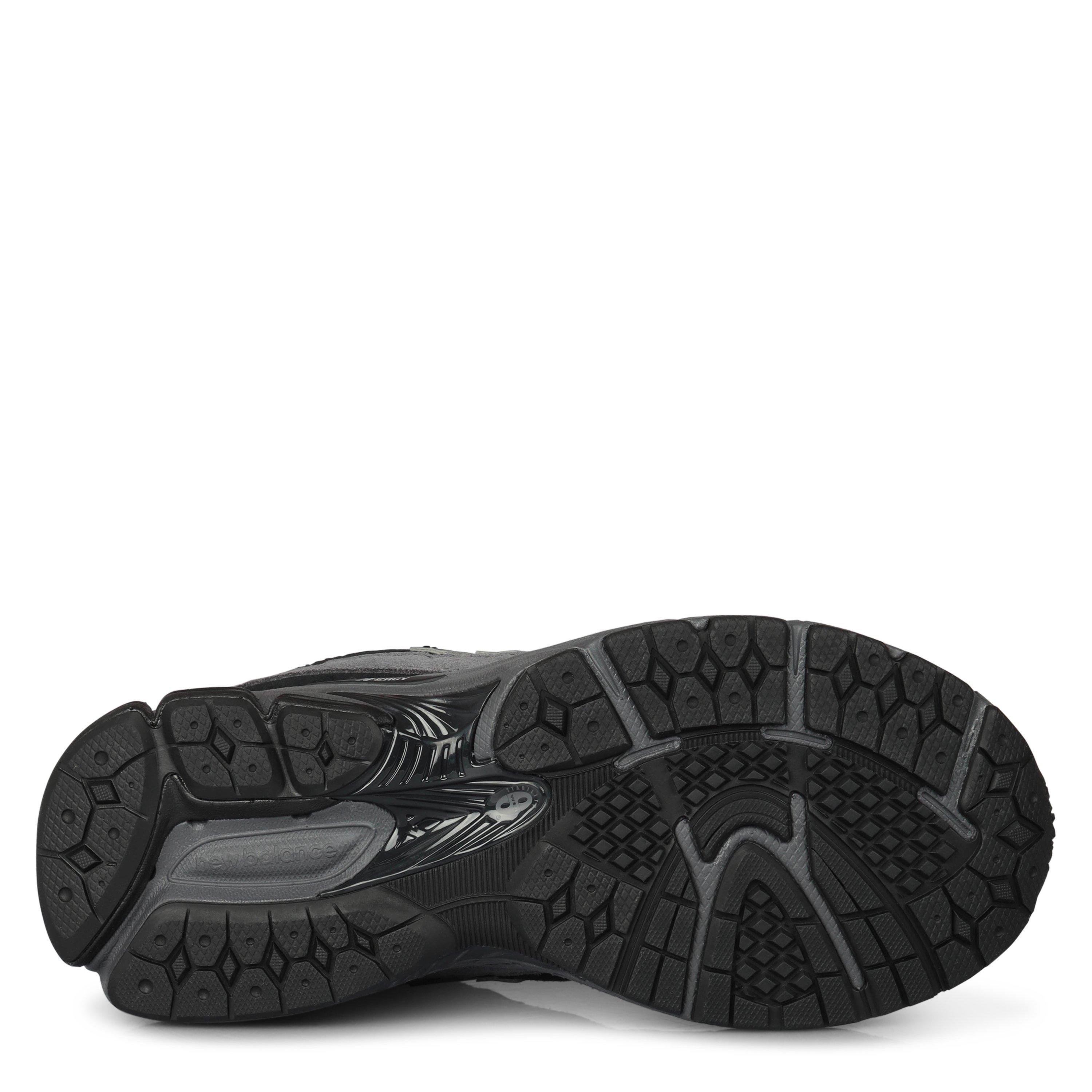 Black - New Balance - Kids' 2002 Lace-Up Low-Top Trainers - 3