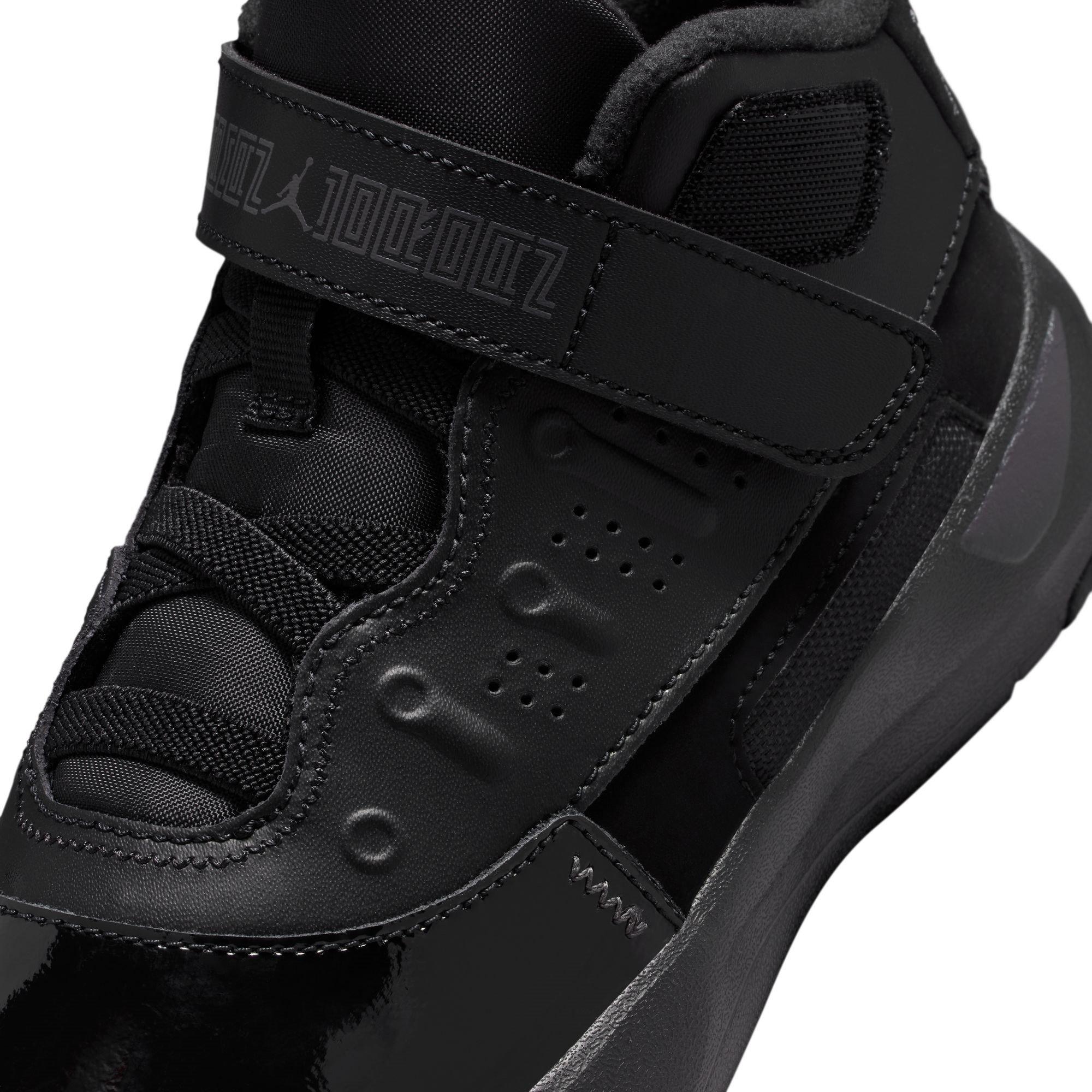 Triple Black - Air Jordan - Max Aura Basketball Trainers - 7