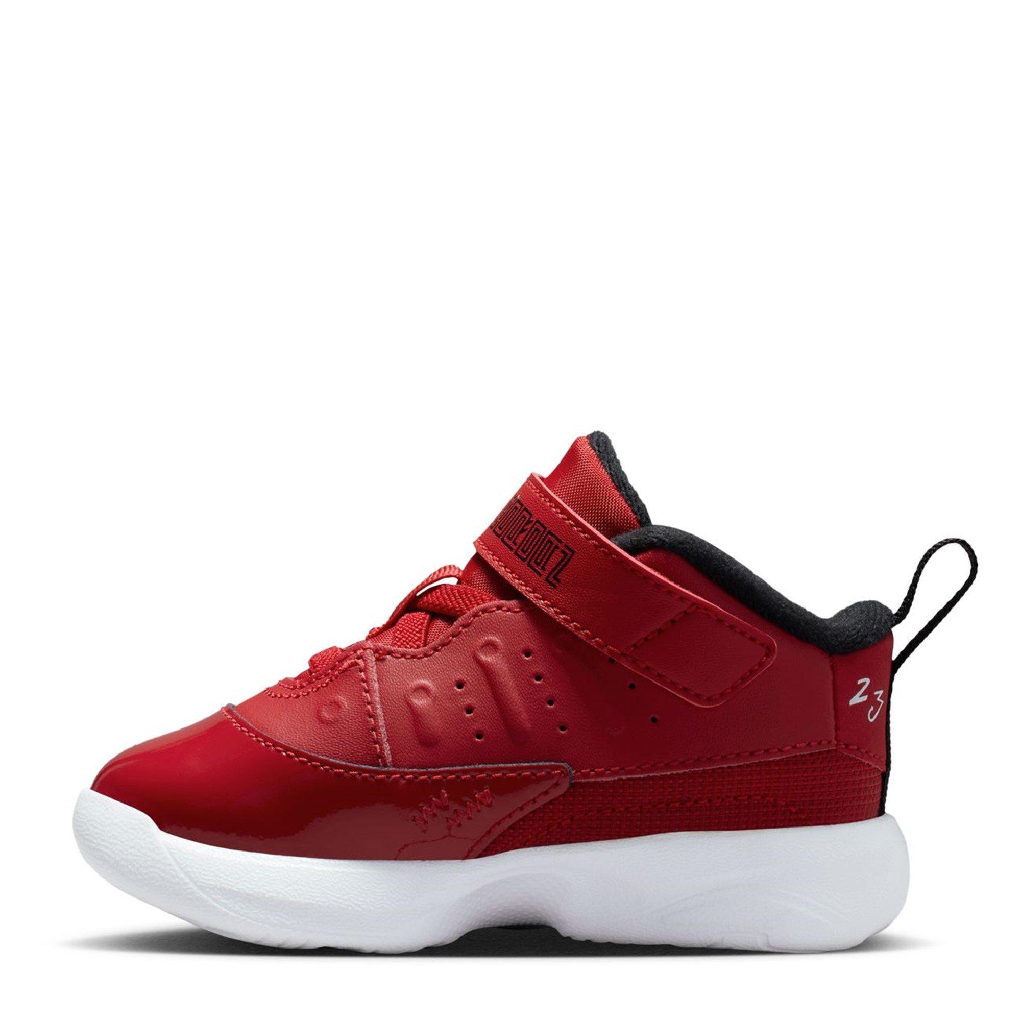 Varsity Rot - Air Jordan - Max Aura Basketball Trainers - 2