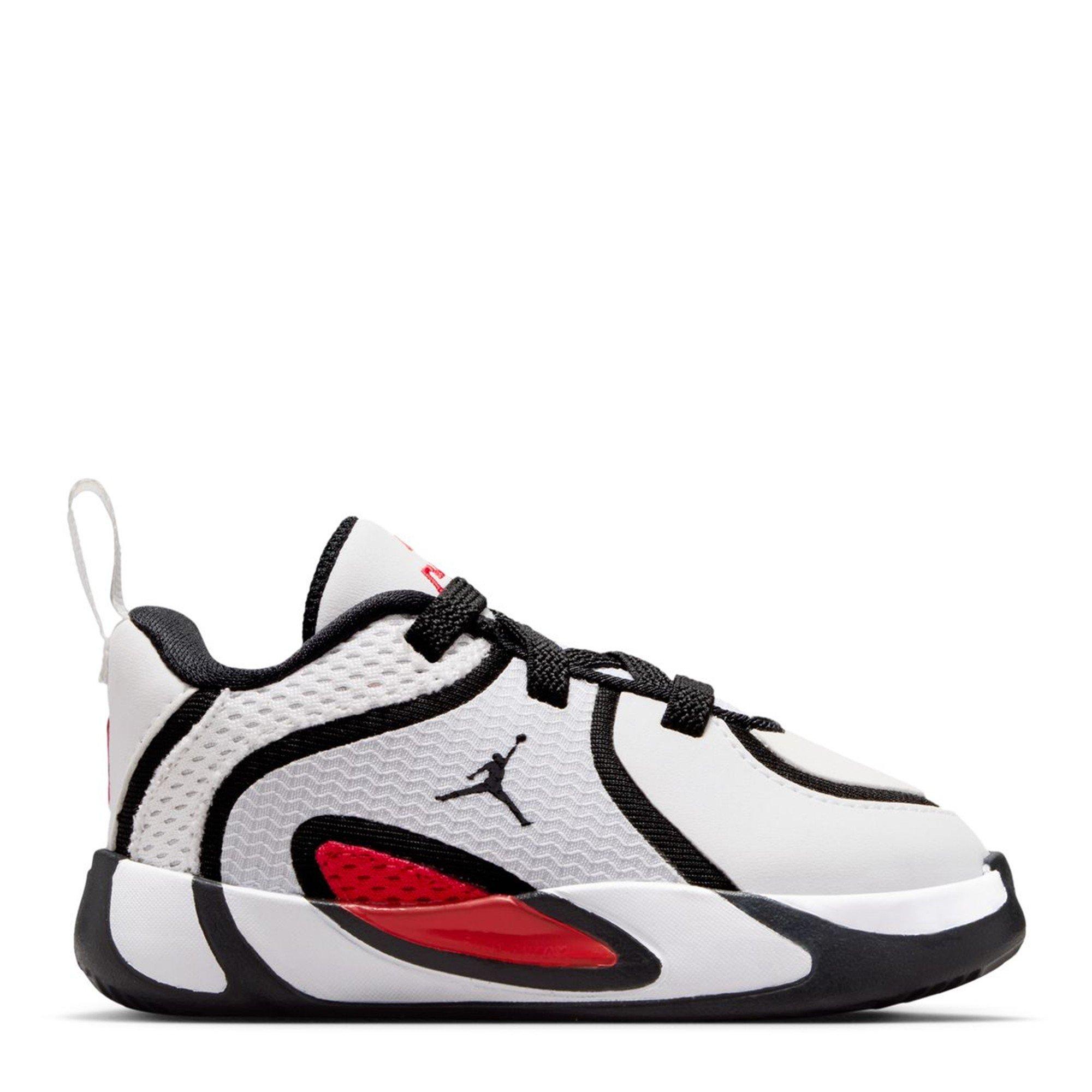 Air Jordan  Kids' Basketball Trainers - Wht/Red/Blk - C5 (22)