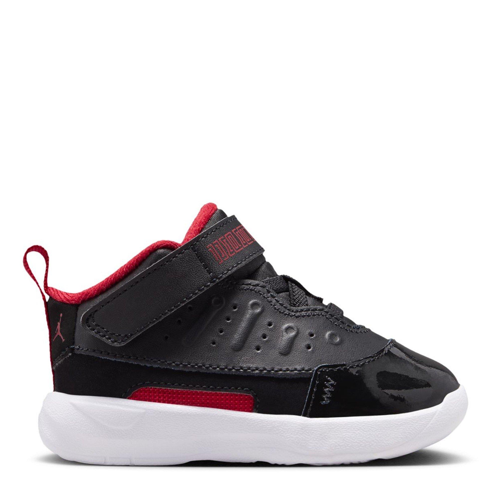 Air Jordan  Kids' Basketball Trainers - Black/Red - C5 (22)