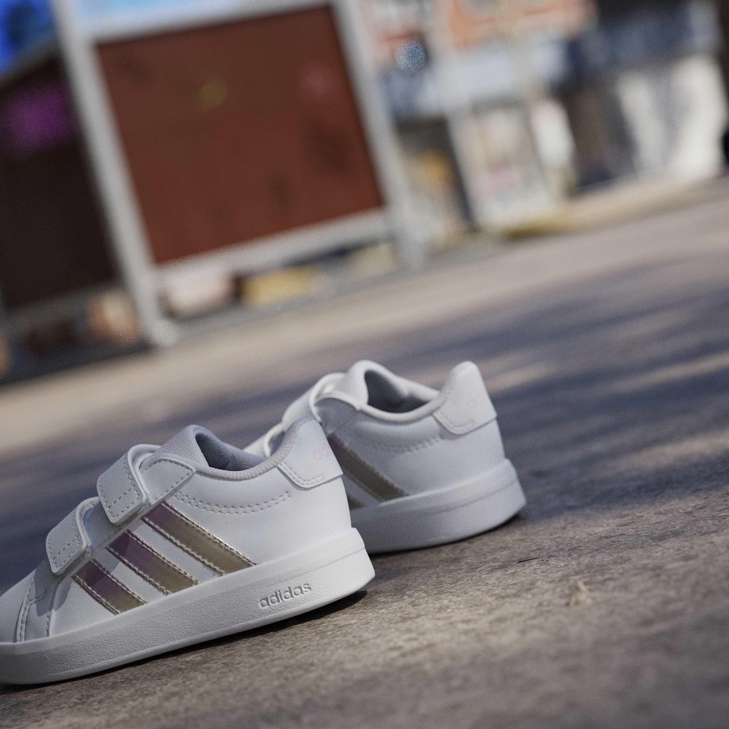 Wht/Iridescent - adidas - Adidas Grand Court 3 In63 - 16