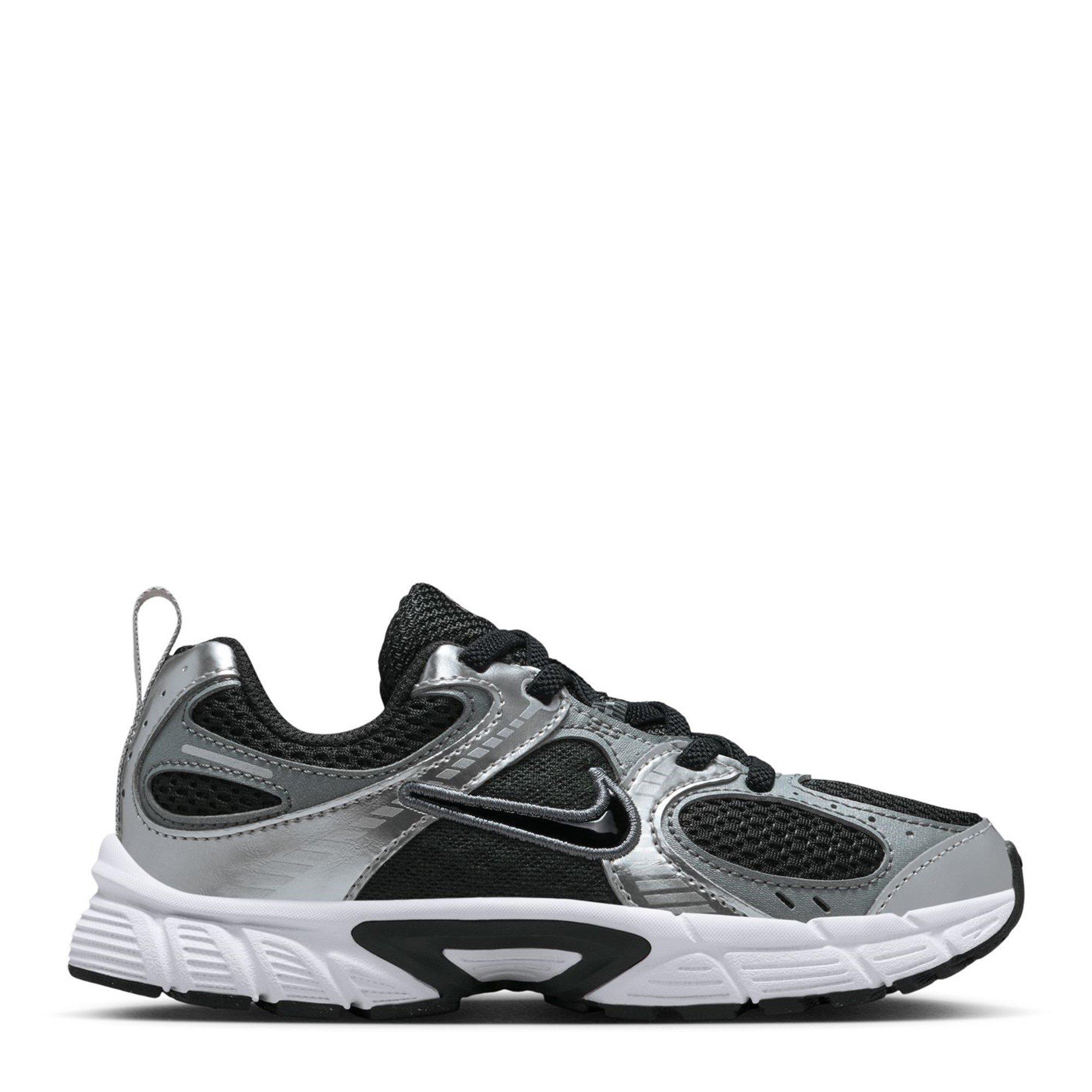 Nike Boys V5 Rnr Shoes Childrens - Black/Grey - C12 (30)