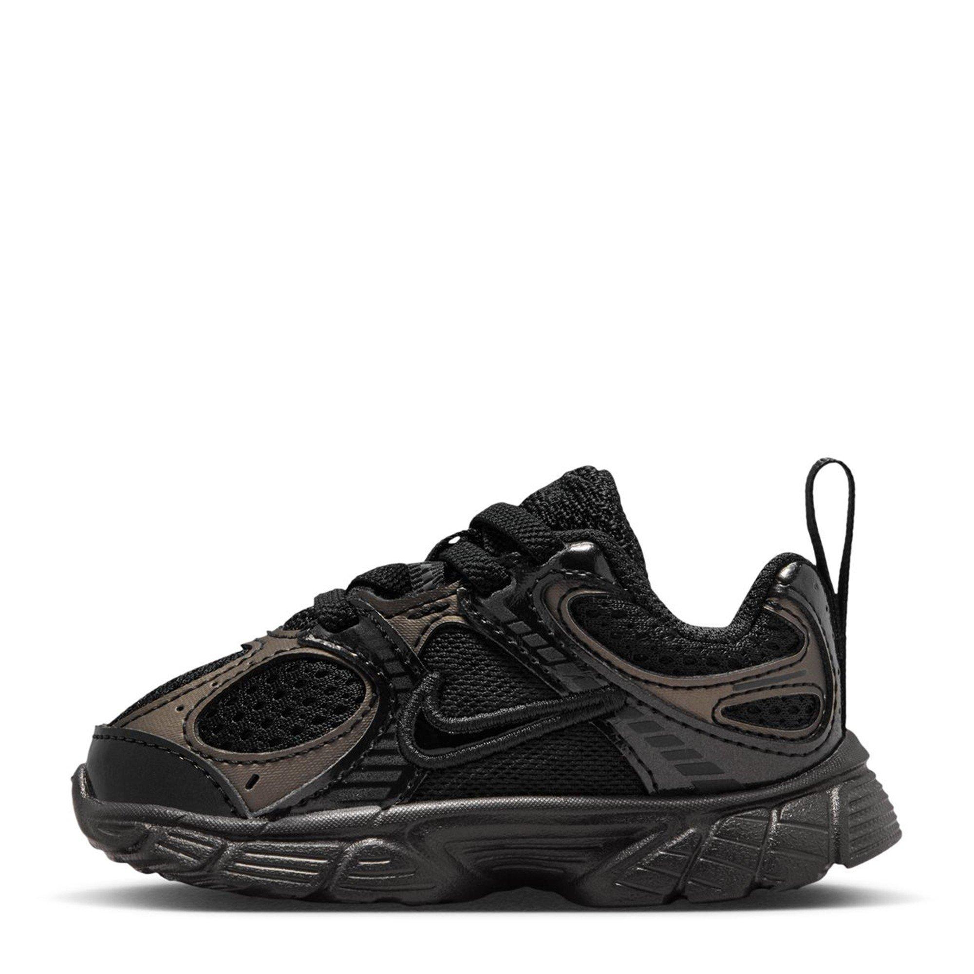 Triple Black - Nike - Kids' Trainers - 2