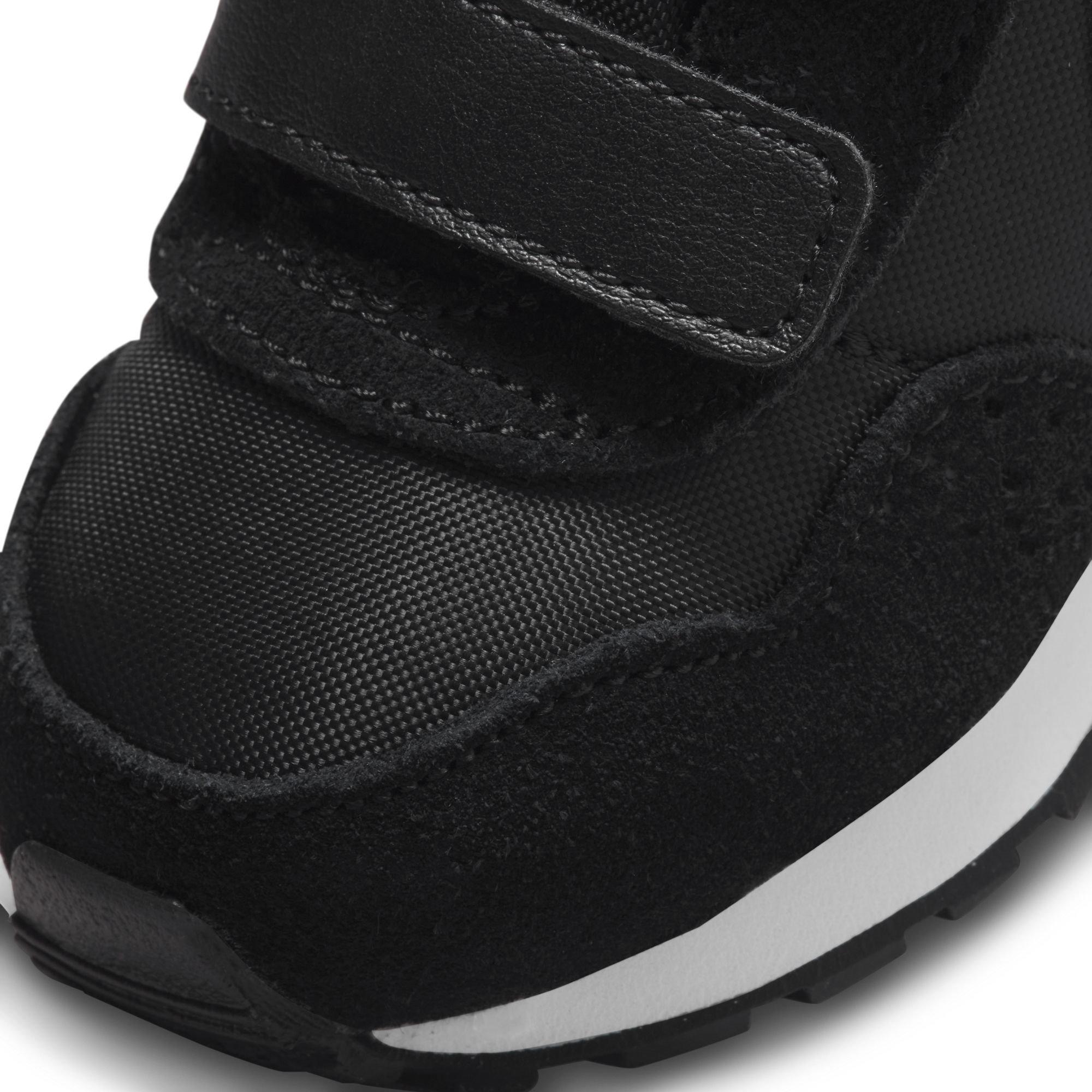 Sort/Hvid - Nike - MD Valiant Infant Boys Shoe - 7