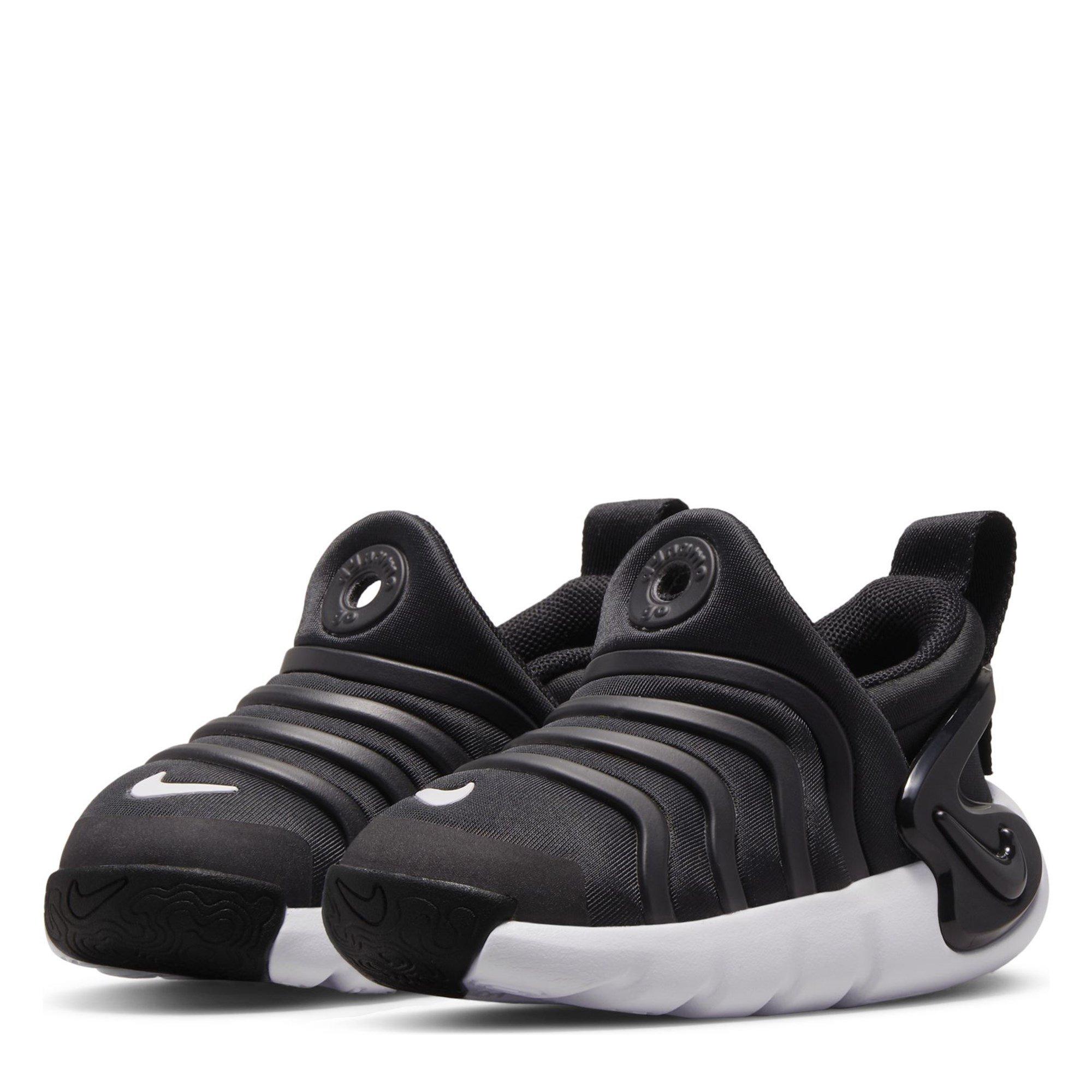 Preto/Branco - Nike - Dynamo GO Baby/Toddler Easy On/Off Shoes - 3