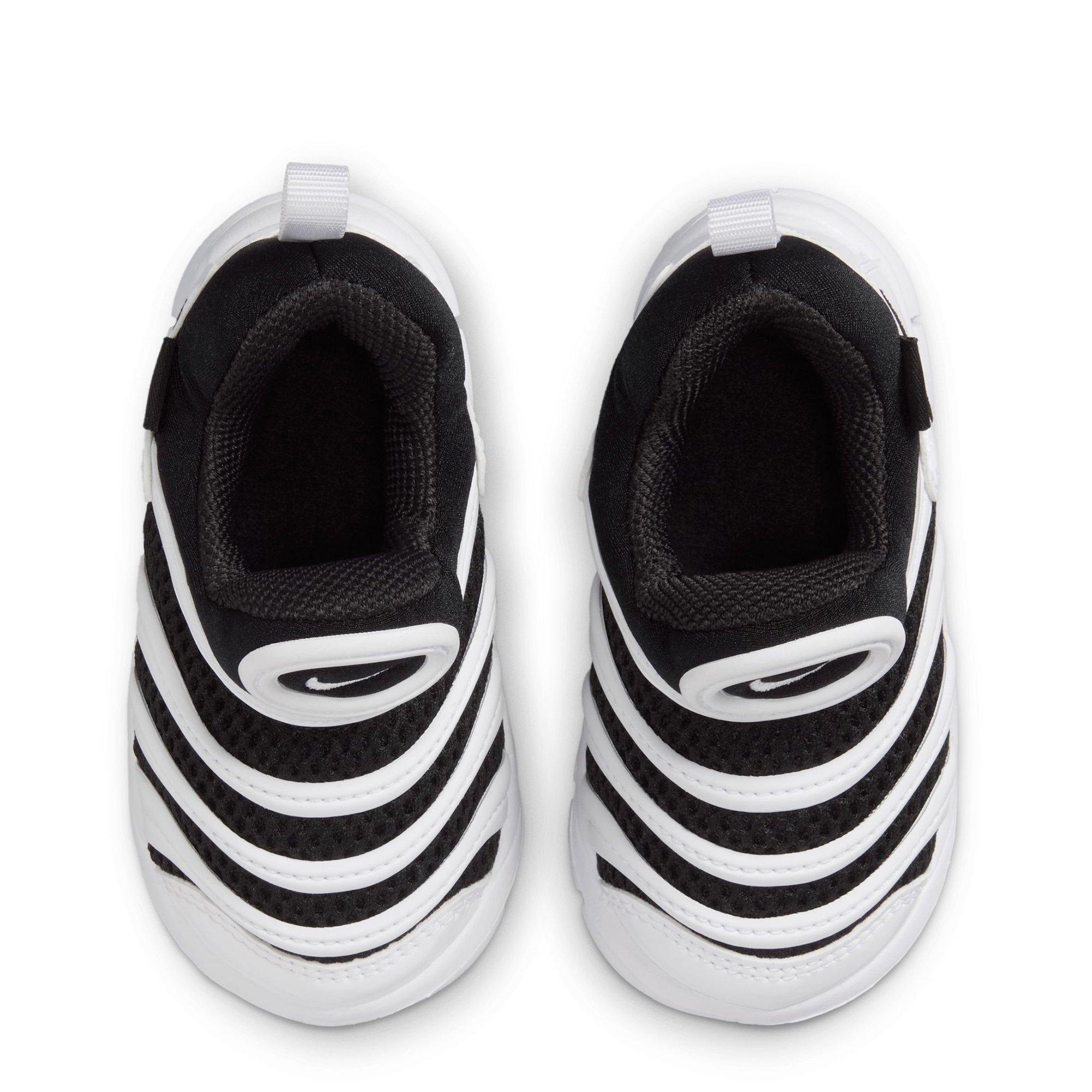 White/Black - Nike - Kids' Dynamo Trainers - 4