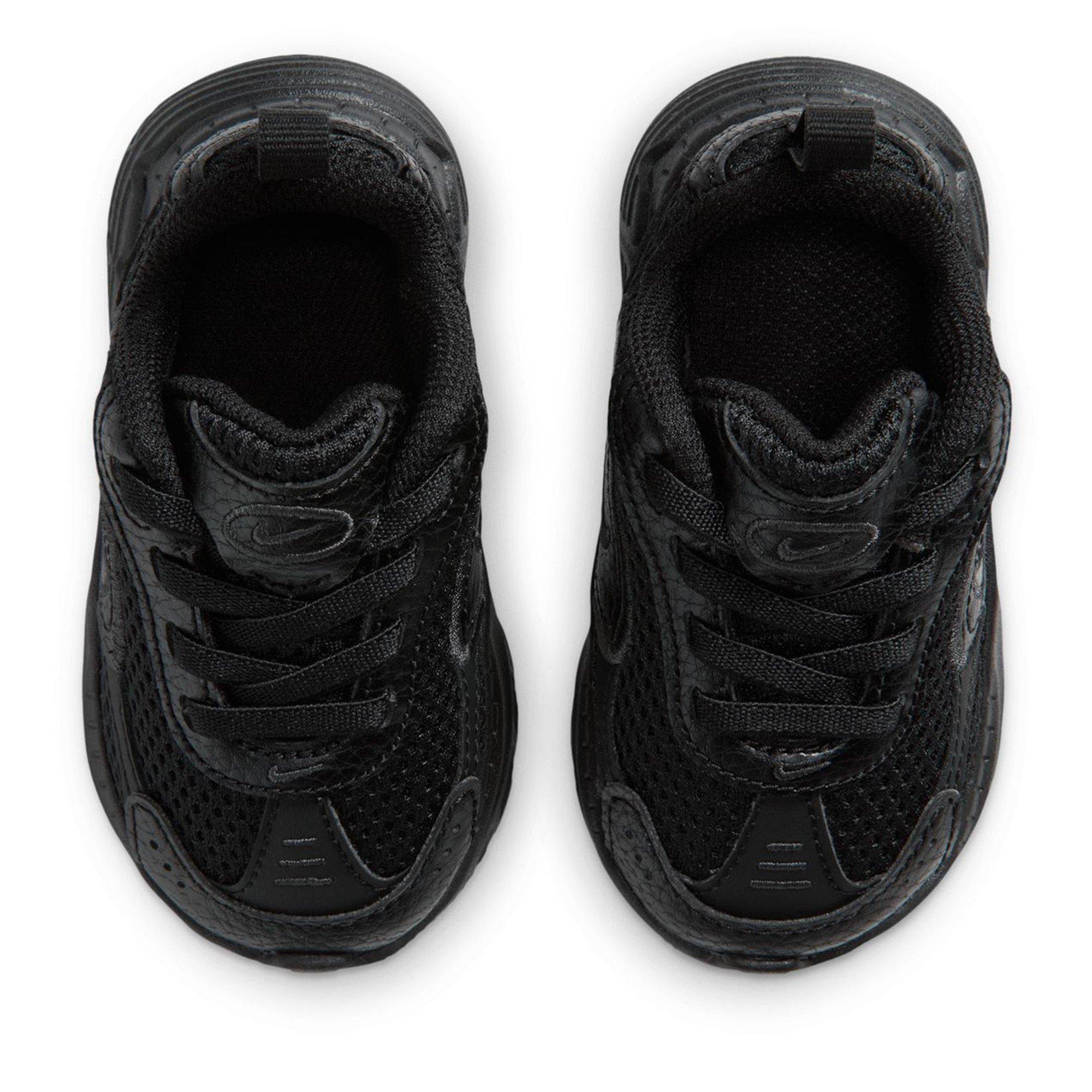 Triple Black - Nike - Nike Stratos In64 - 5