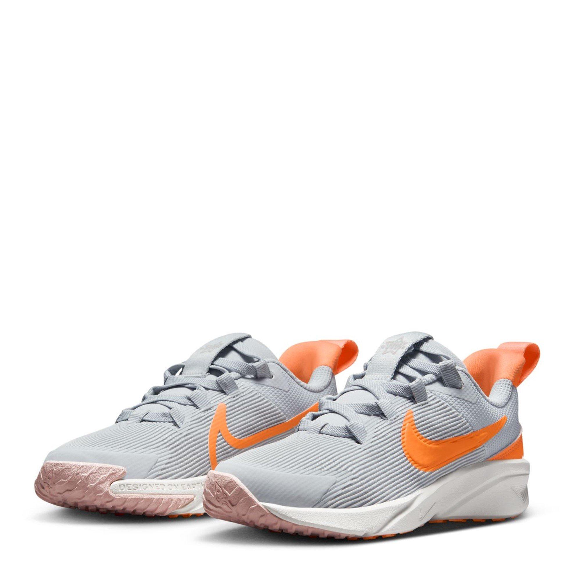 Grau/Orange - Nike - Star Runner 4 Little Kids Shoes - 3