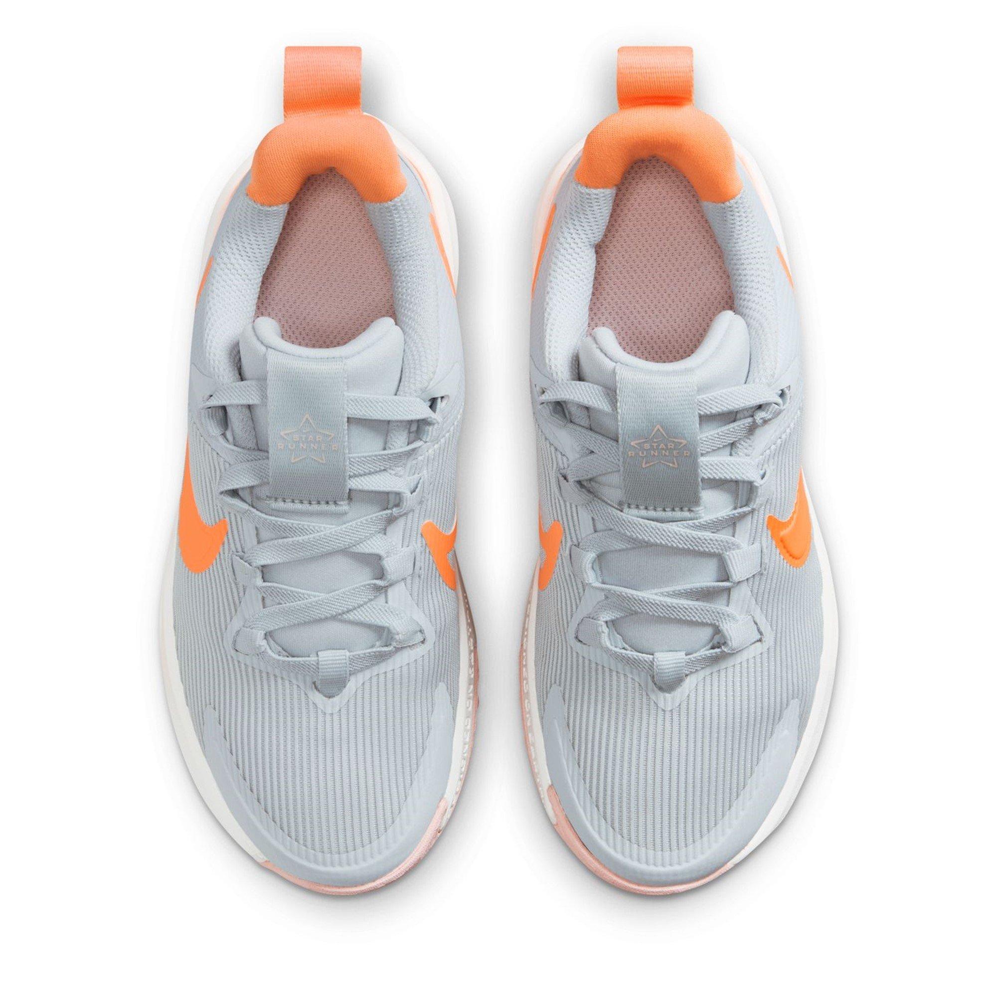 Grau/Orange - Nike - Star Runner 4 Little Kids Shoes - 5