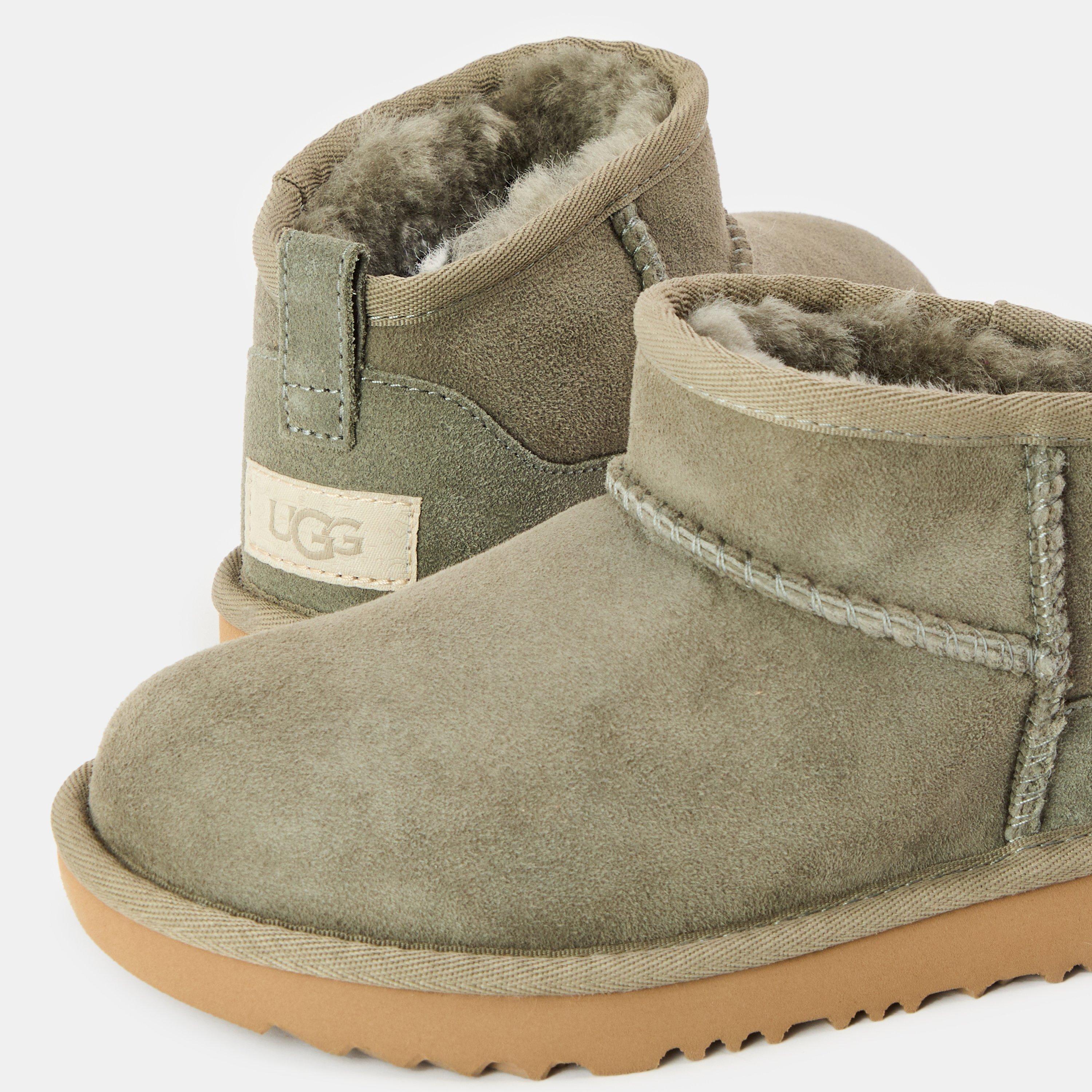 Moss/Amph MMP - Ugg - Kids' Classic Ultra Snug Boots - 3