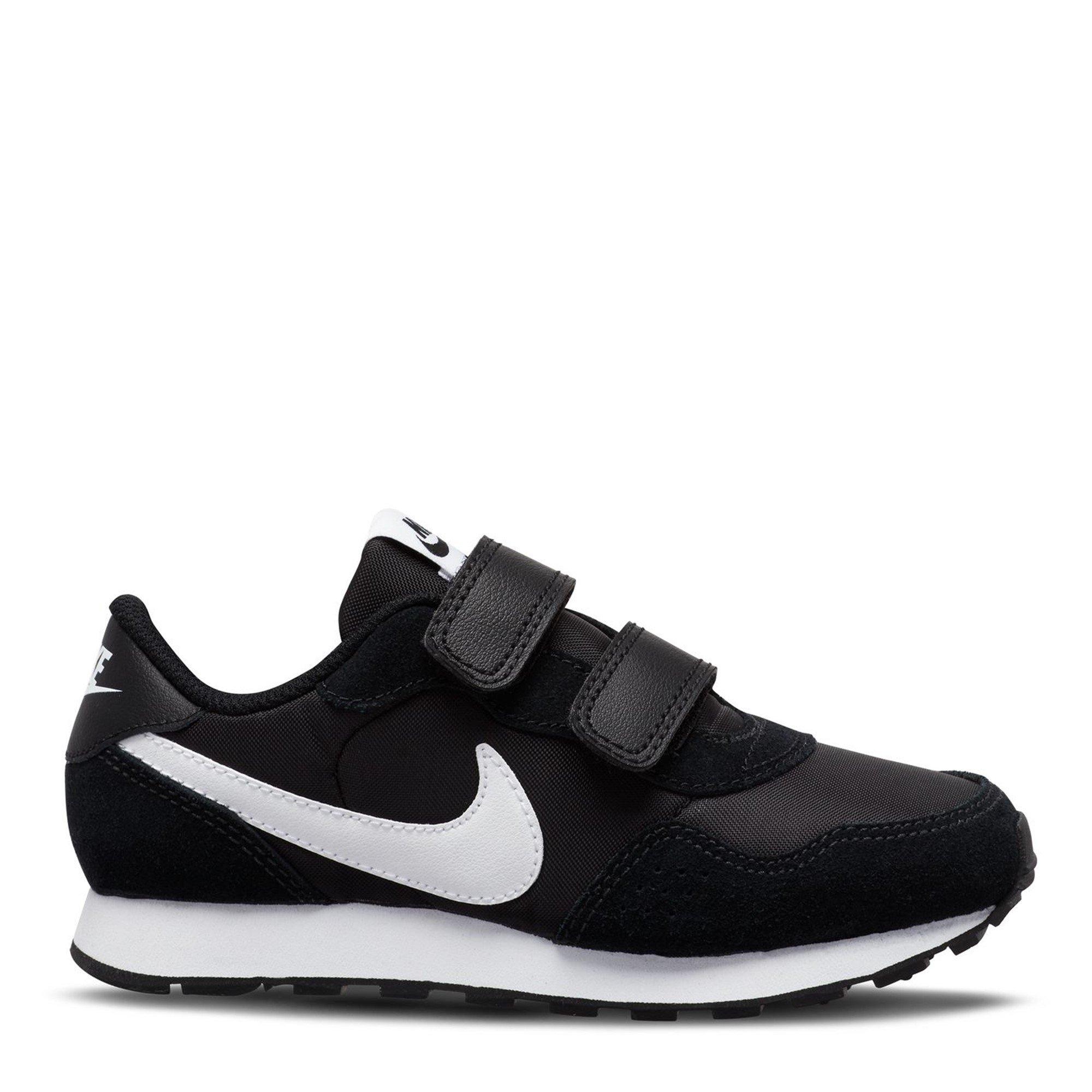 Black/White - Nike - MD Valiant Trainers Girls - 1