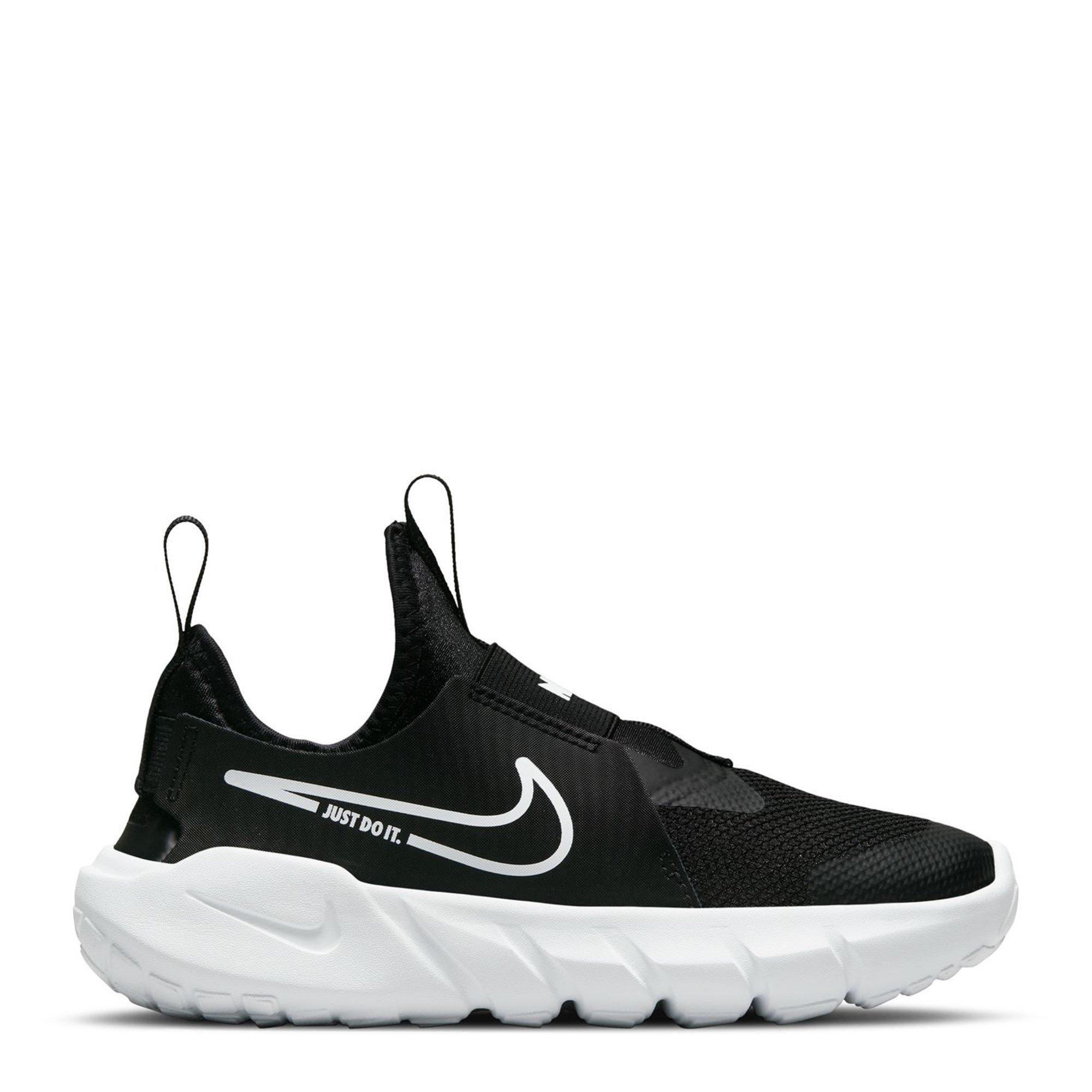 nike quest 2 sports direct