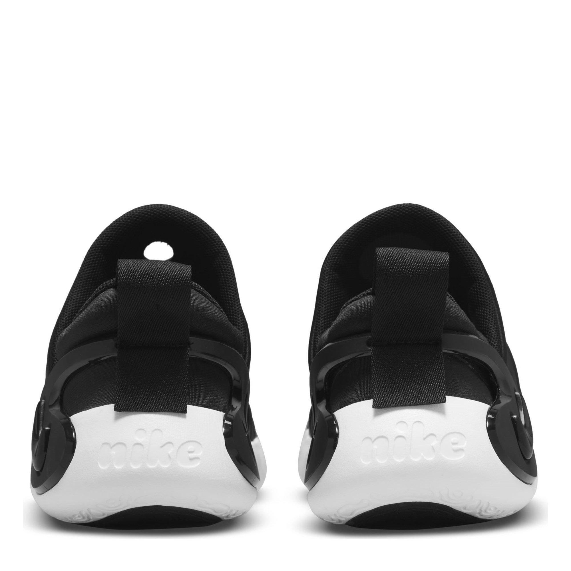 Schwarz/Weiß - Nike - Dynamo GO FlyEase Little Kids' Easy On/Off Shoes Boys - 4